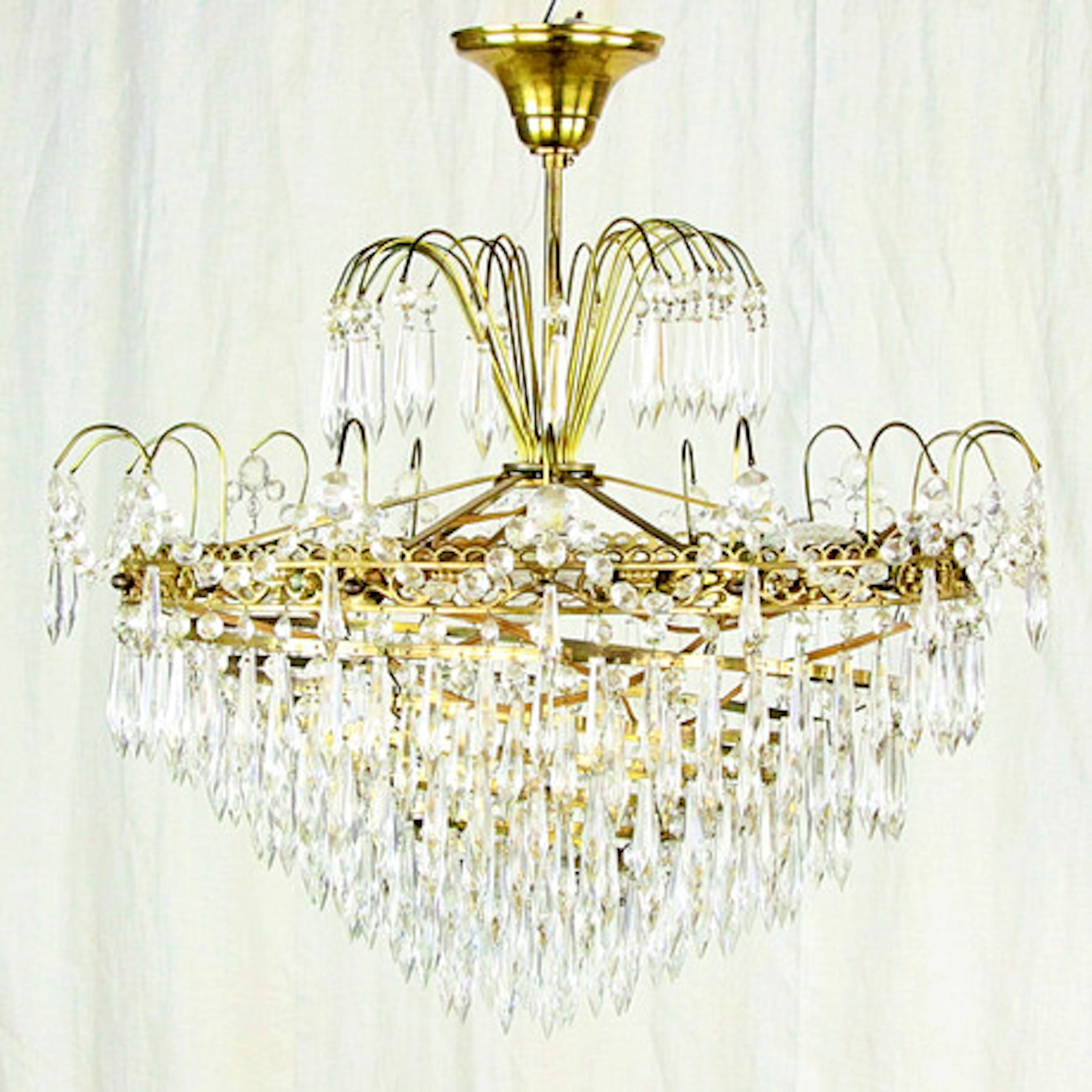 KRISTALLKRONA, mässing, prismor av glas, 8…
