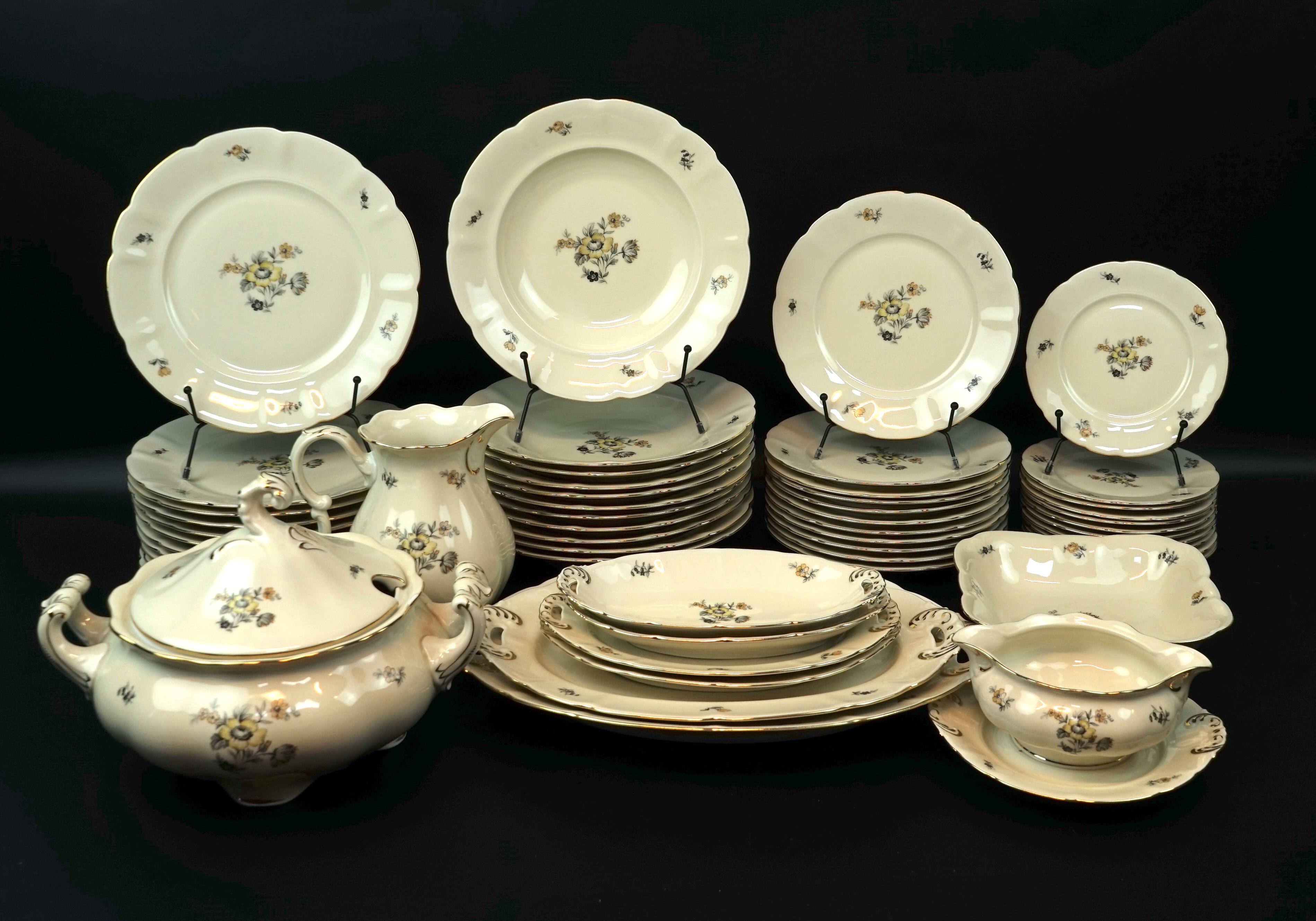 Auction price result for pirkenhammer | Barnebys auction results.