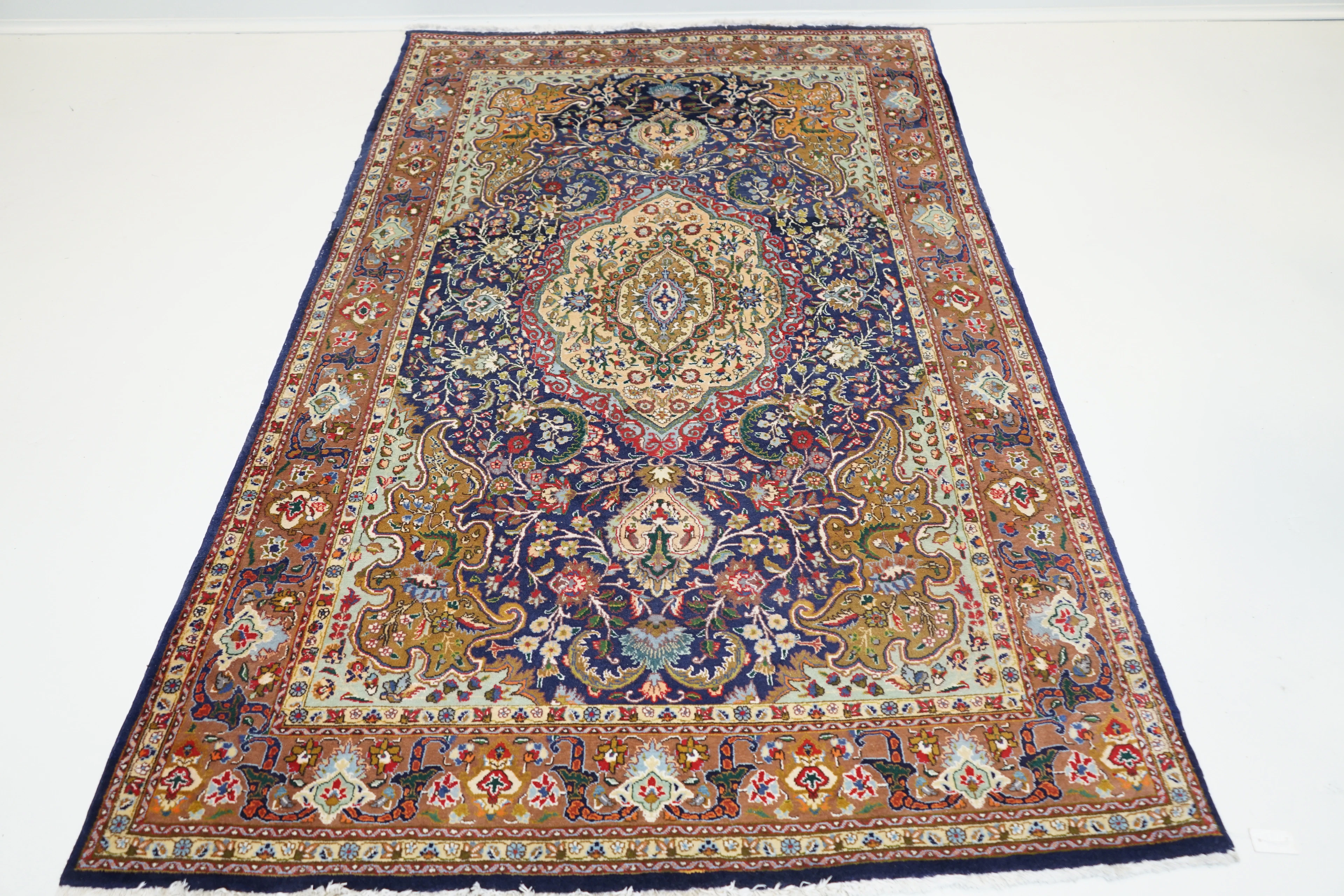 Matta, Tabriz, Persien, handknuten, ull.