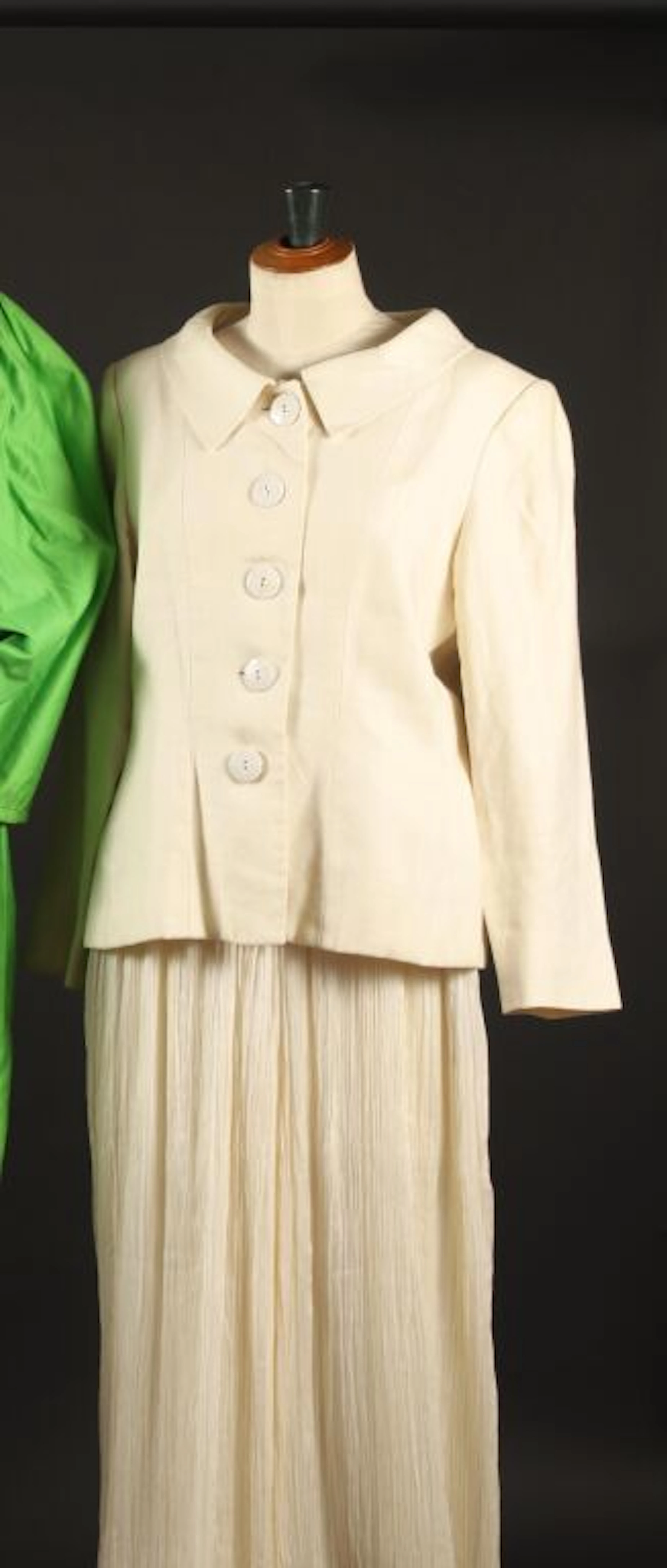 SAINT LAURENT RIVE GAUCHE. Vintage white... - Lot 229 - Kâ-Mondo