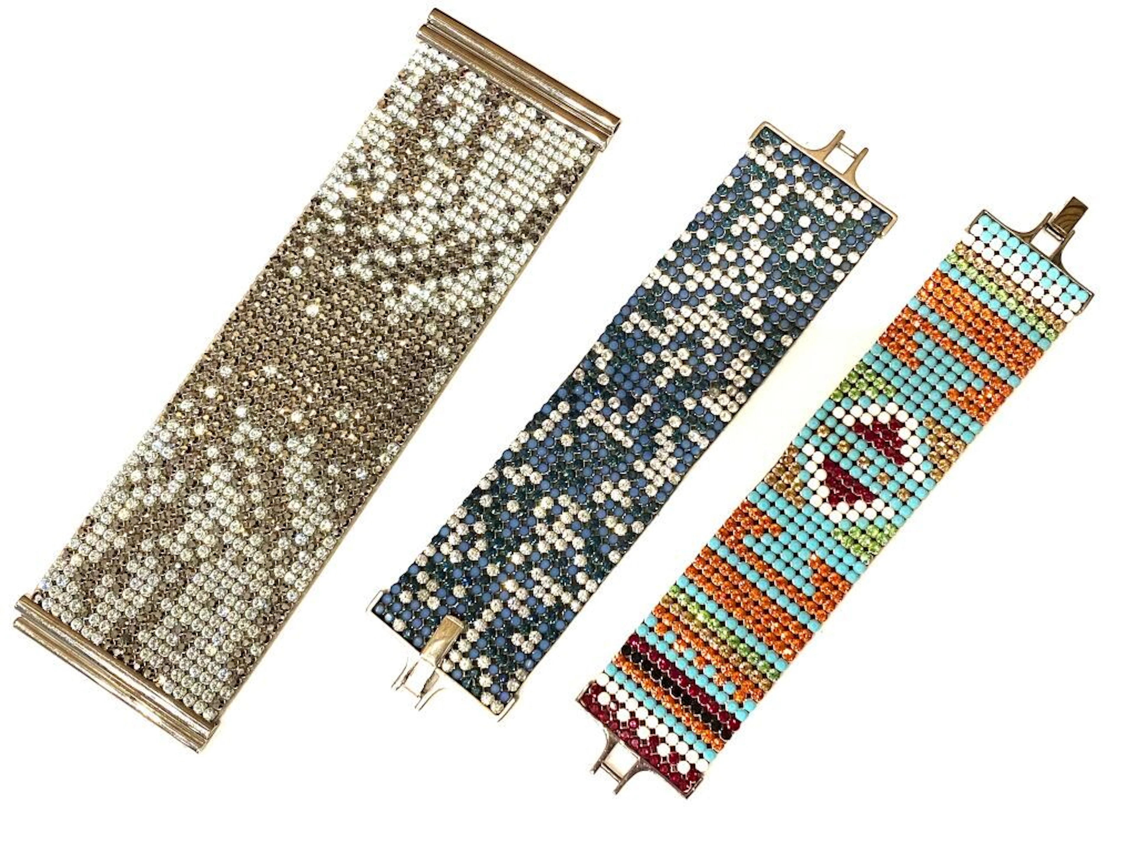 SWAROVSKI. Set of 3 band bracelets. Pavings... - Lot 272 - Kâ-Mondo