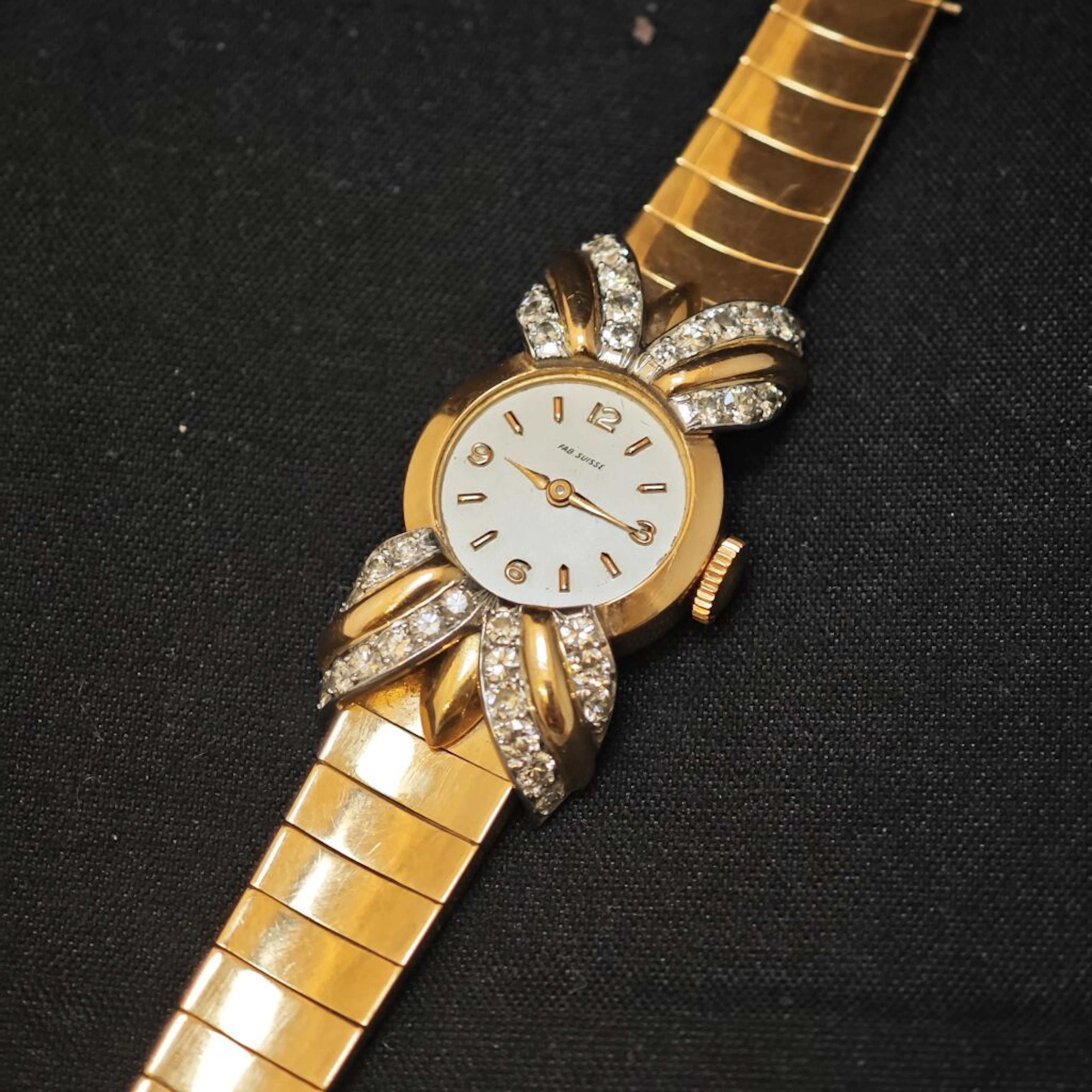 Ladies' yellow gold 750‰ flat-mesh wristwatch, two-tone flow - Lot 11
