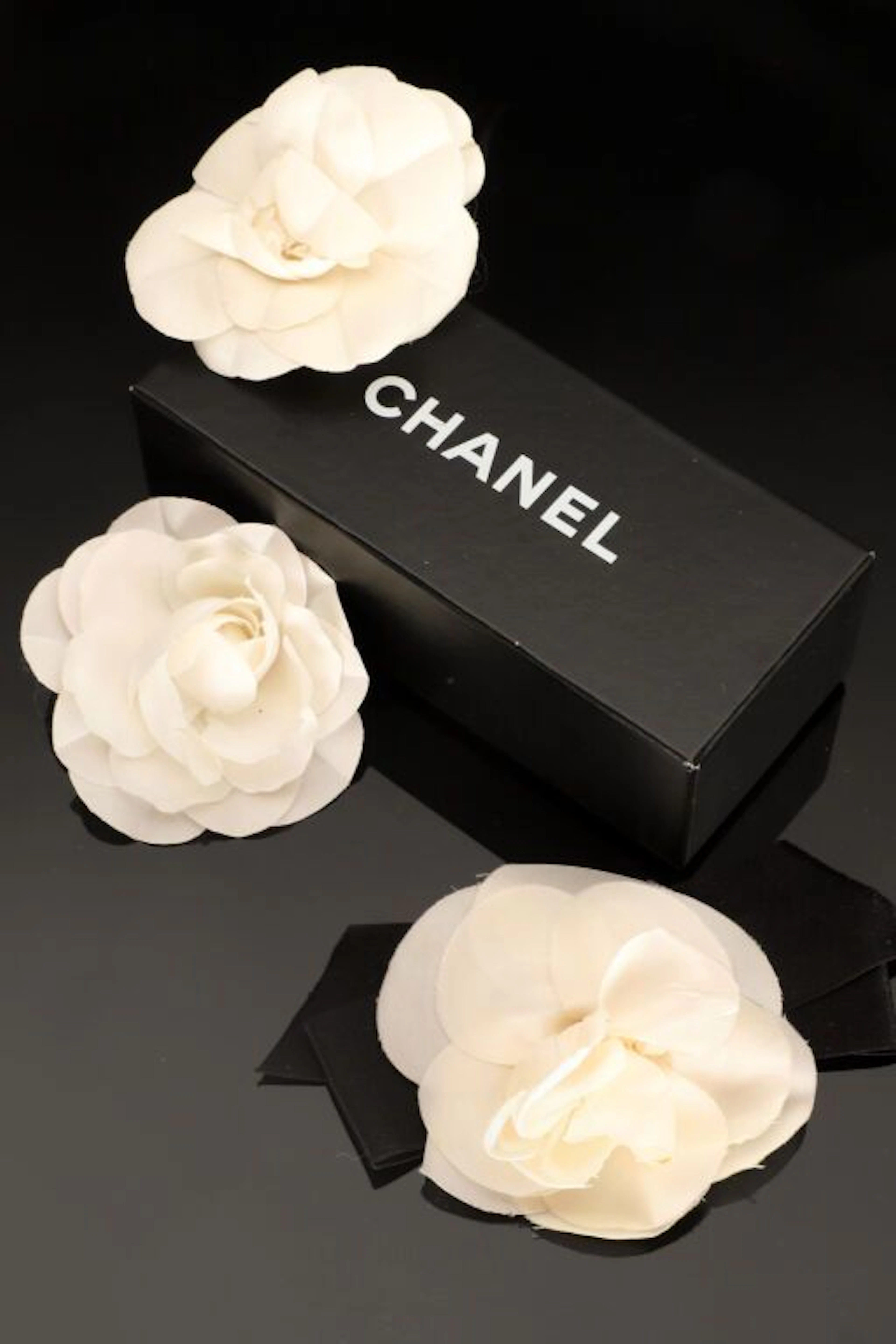 CHANEL (made in France). - Lot 144