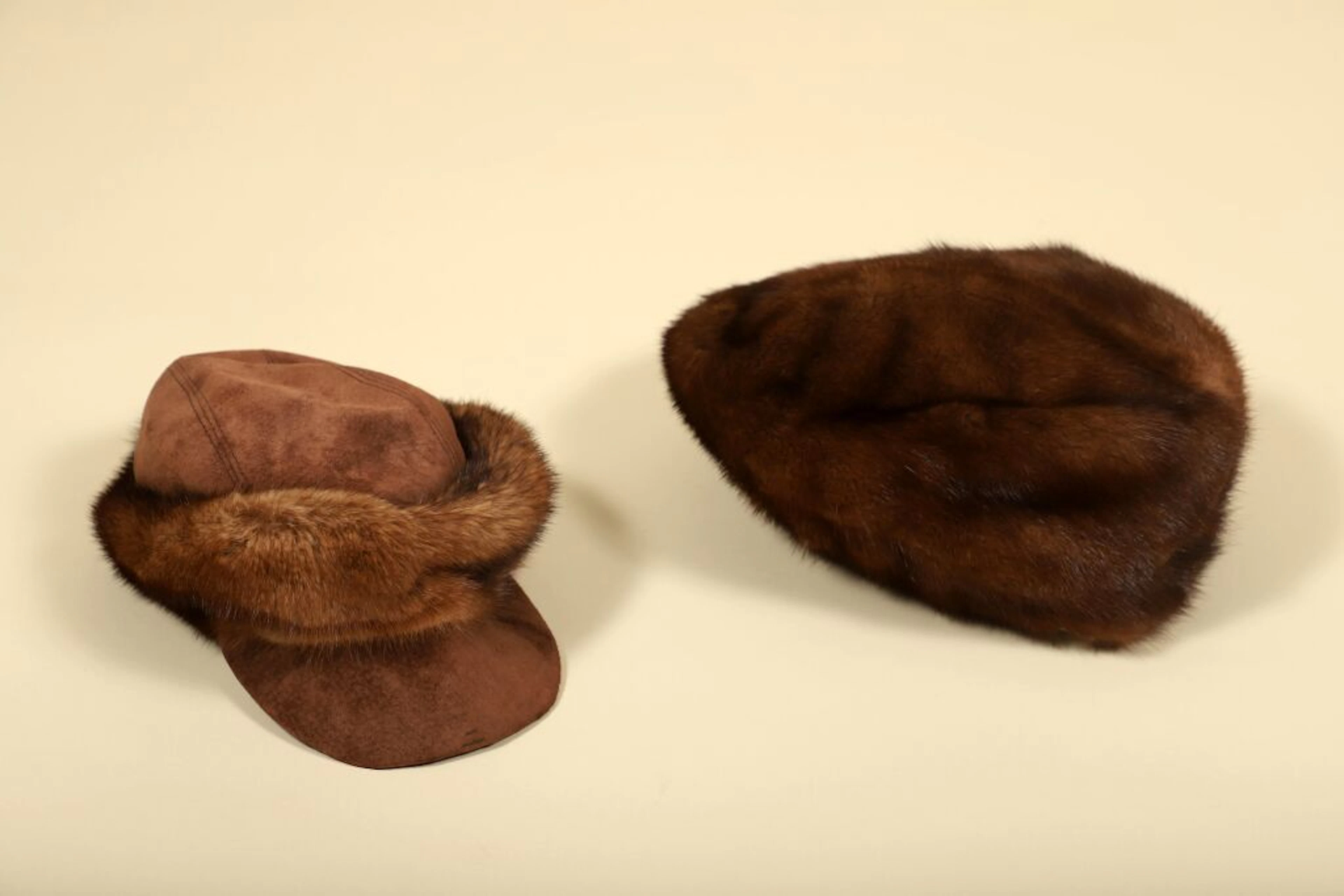 Lot including : - Lot 175