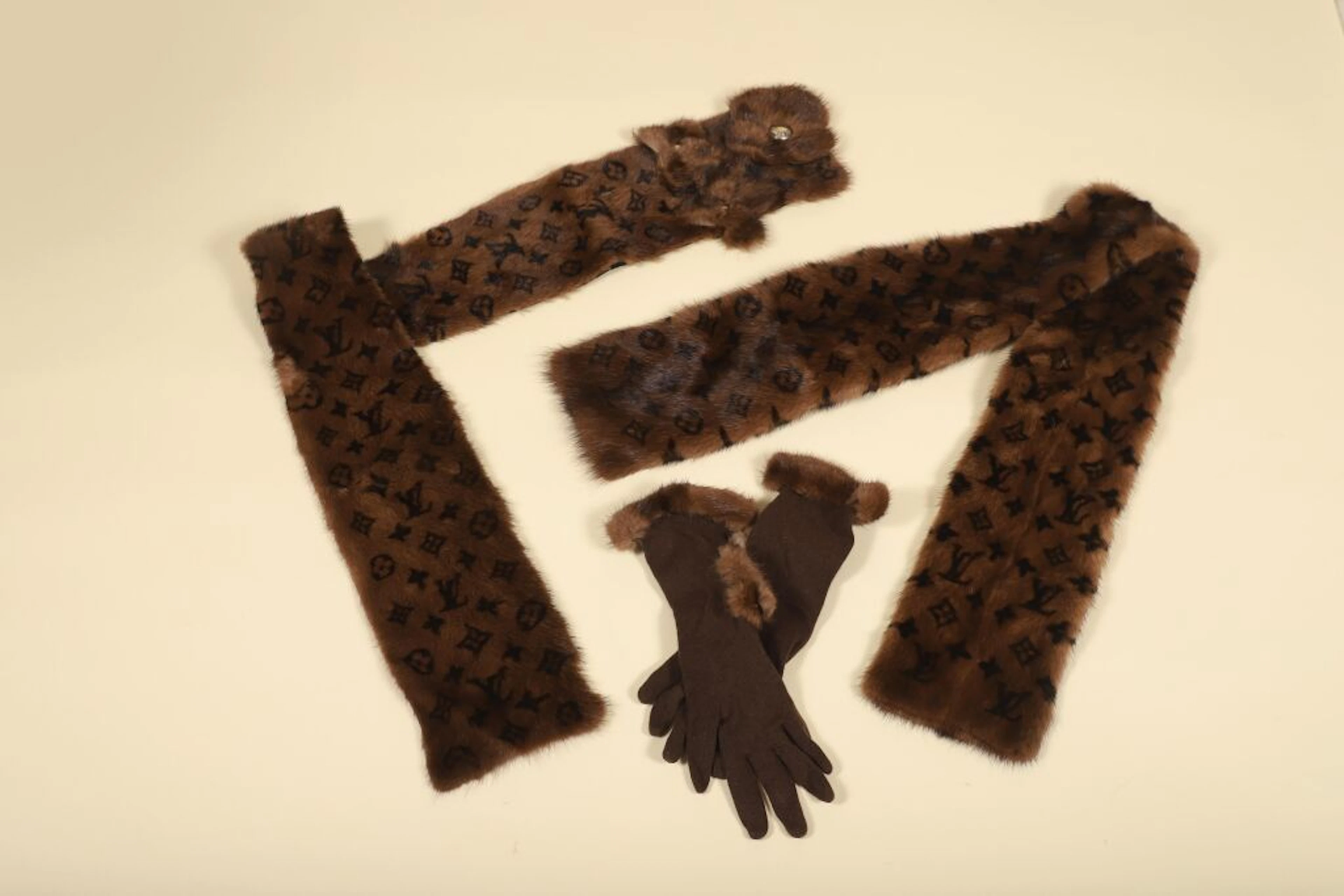 LOUIS VUITTON. - Lot 177