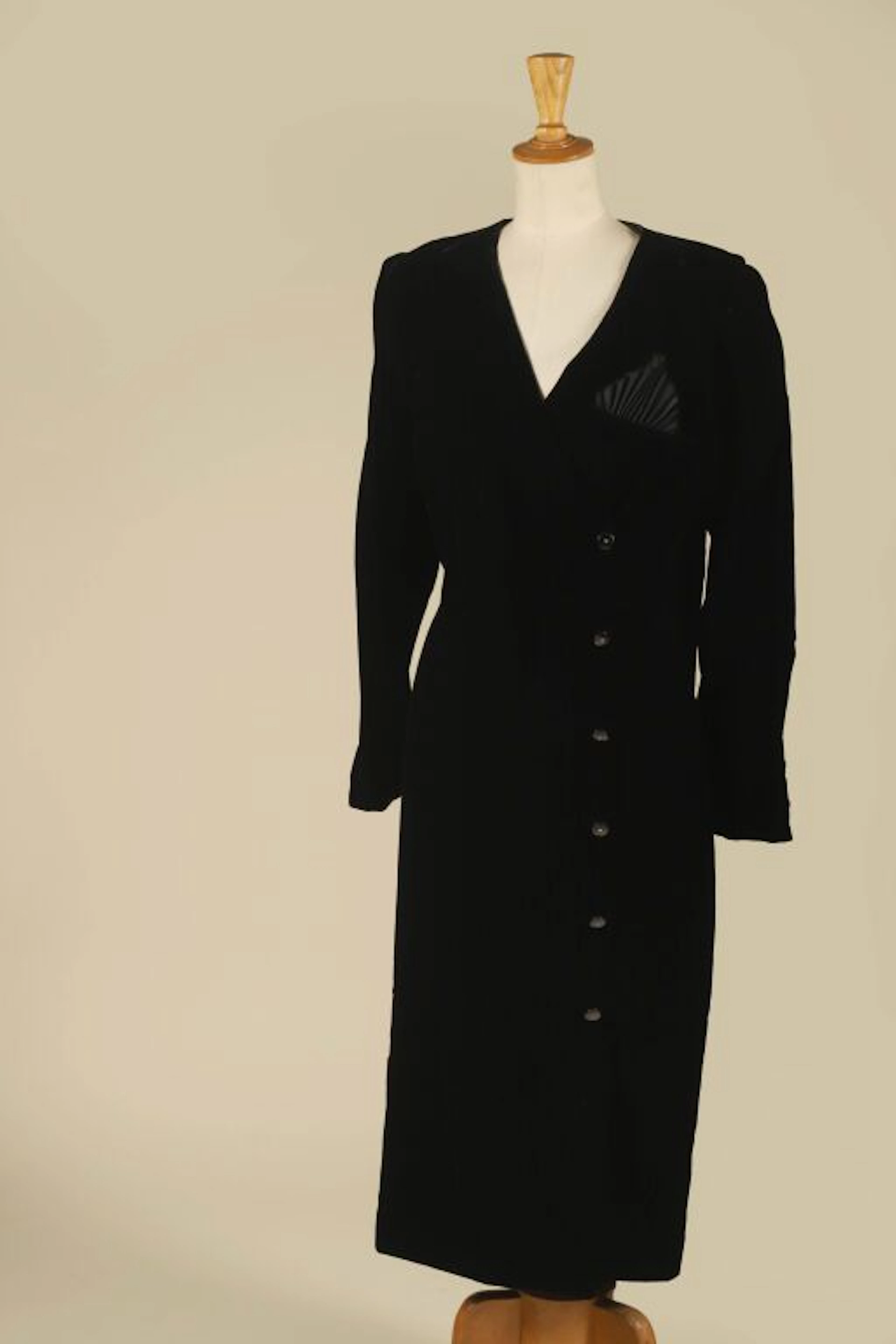 PIERRE CARDIN. - Lot 244