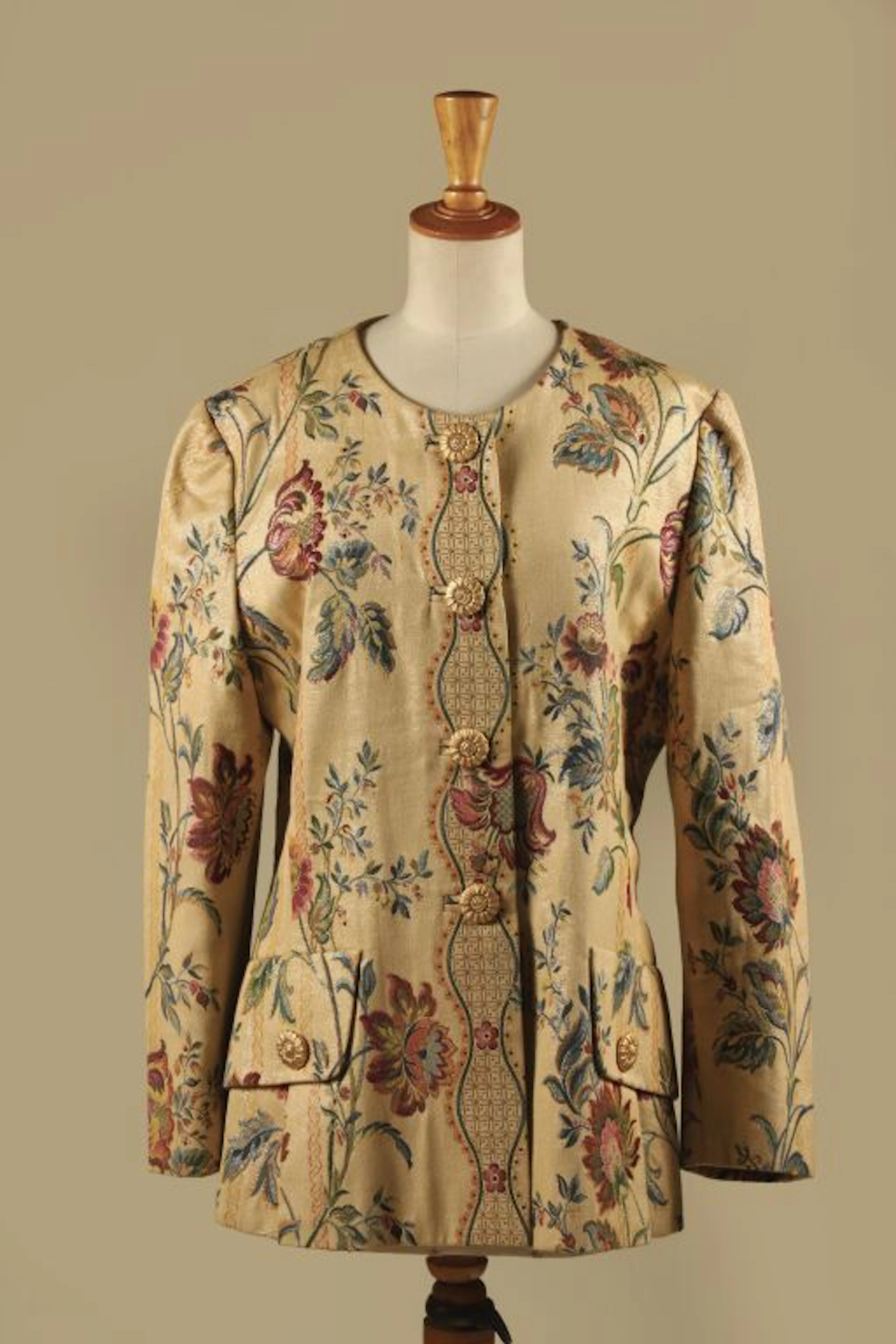 NINA RICCI Haute Boutique. - Lot 282