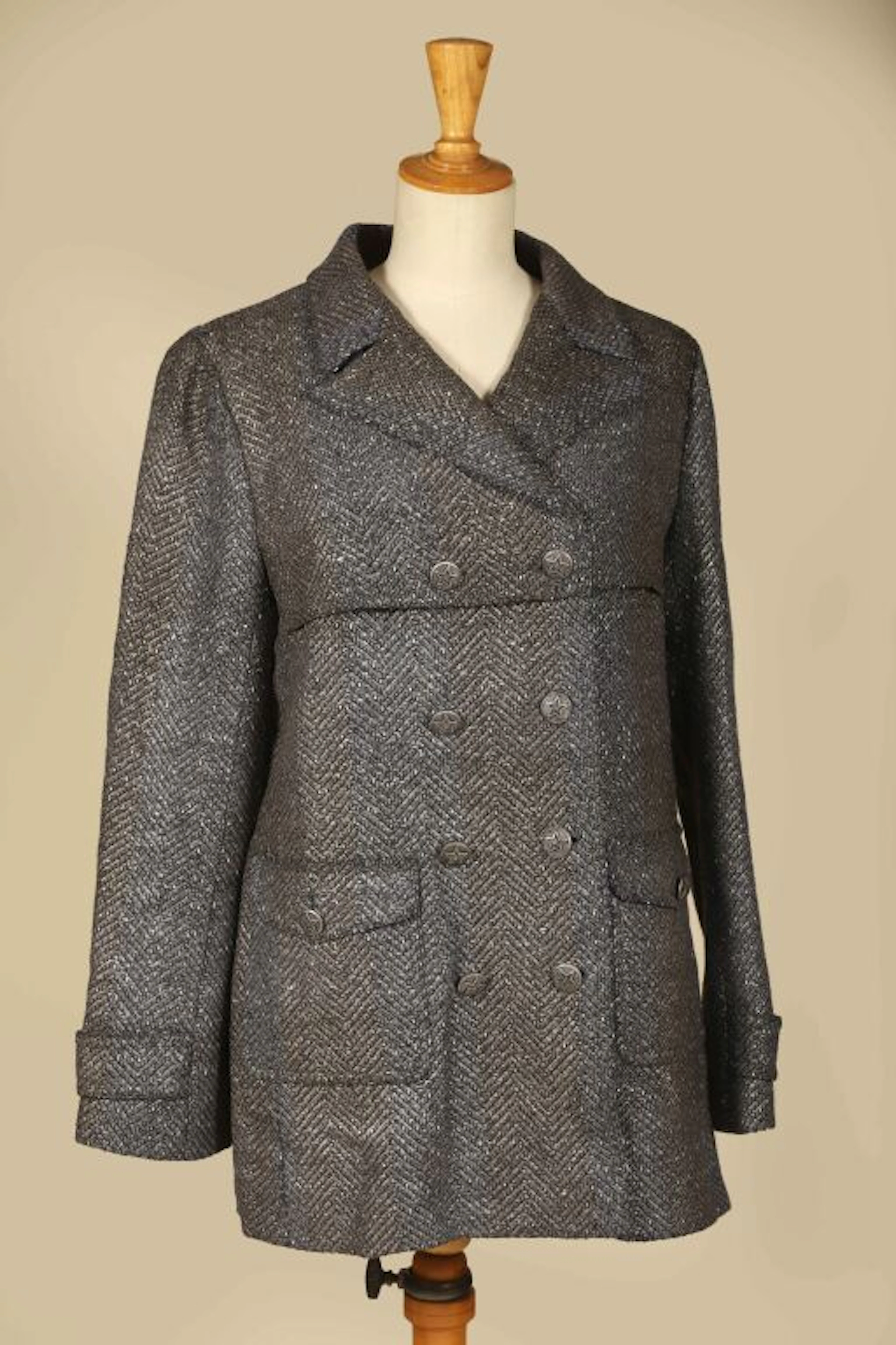 CHANEL. - Lot 323