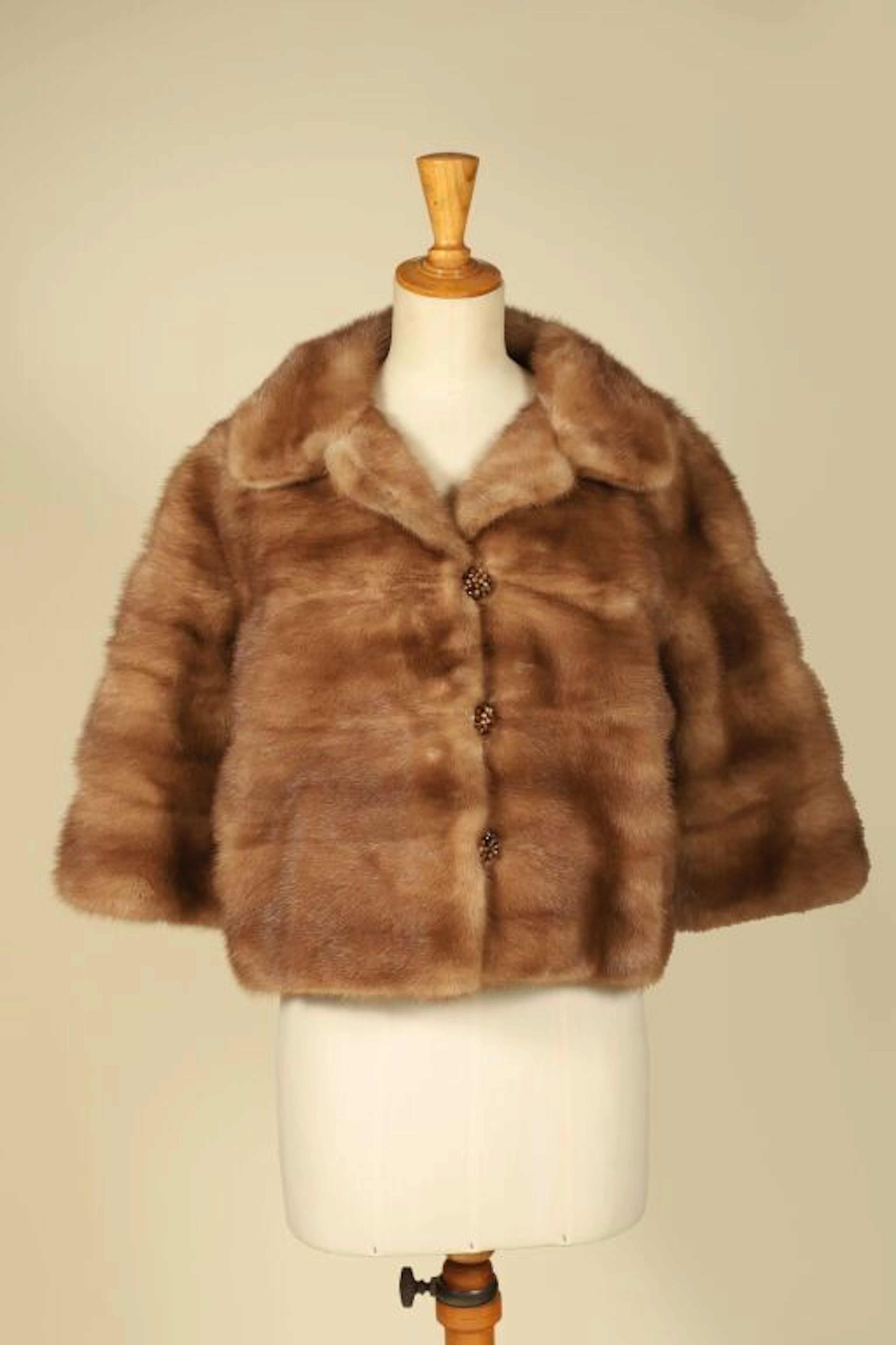 Vintage bolero in natural mink (Mustela Vison), V-neck, thre - Lot 337