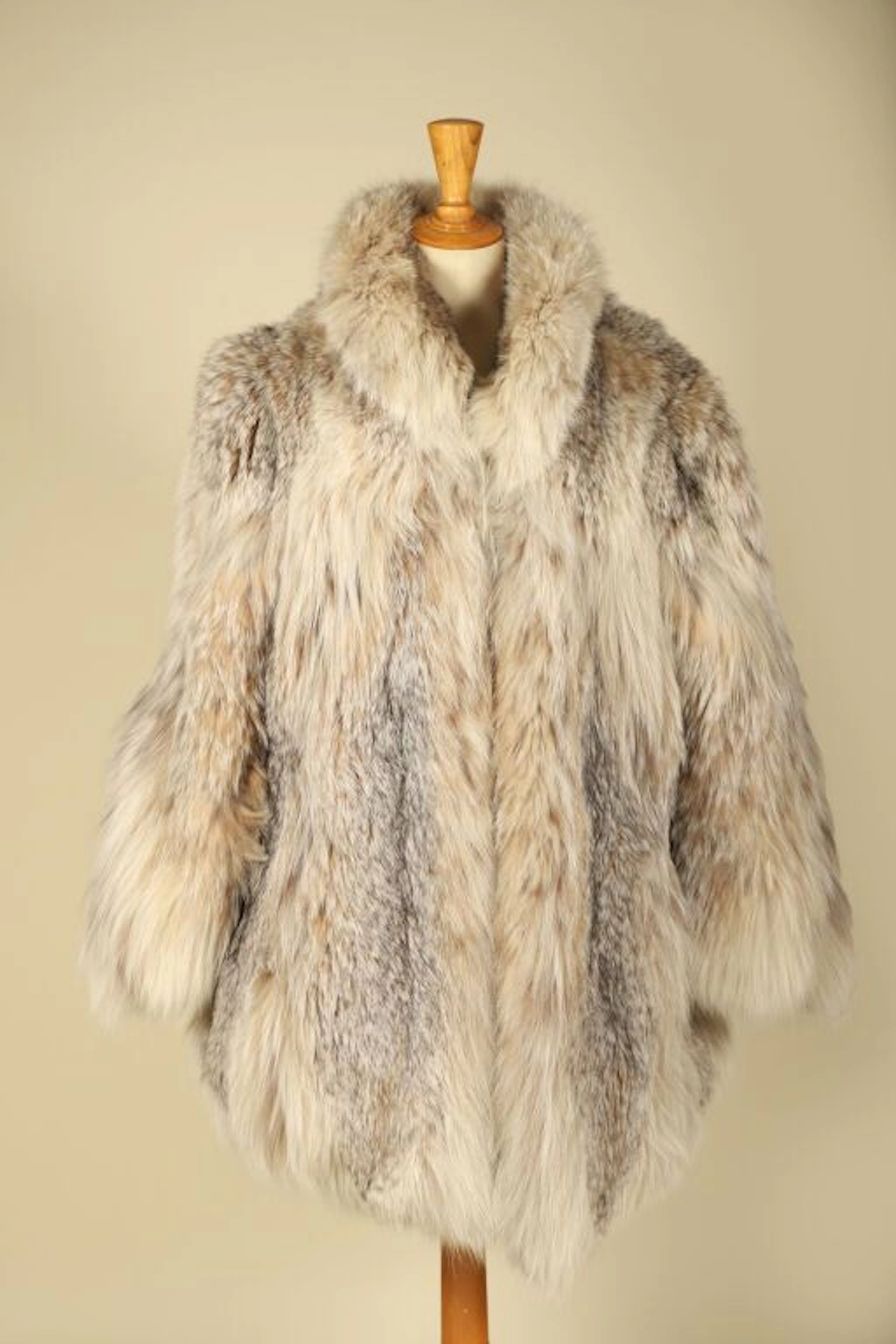 CHRISTIAN DIOR. - Lot 338