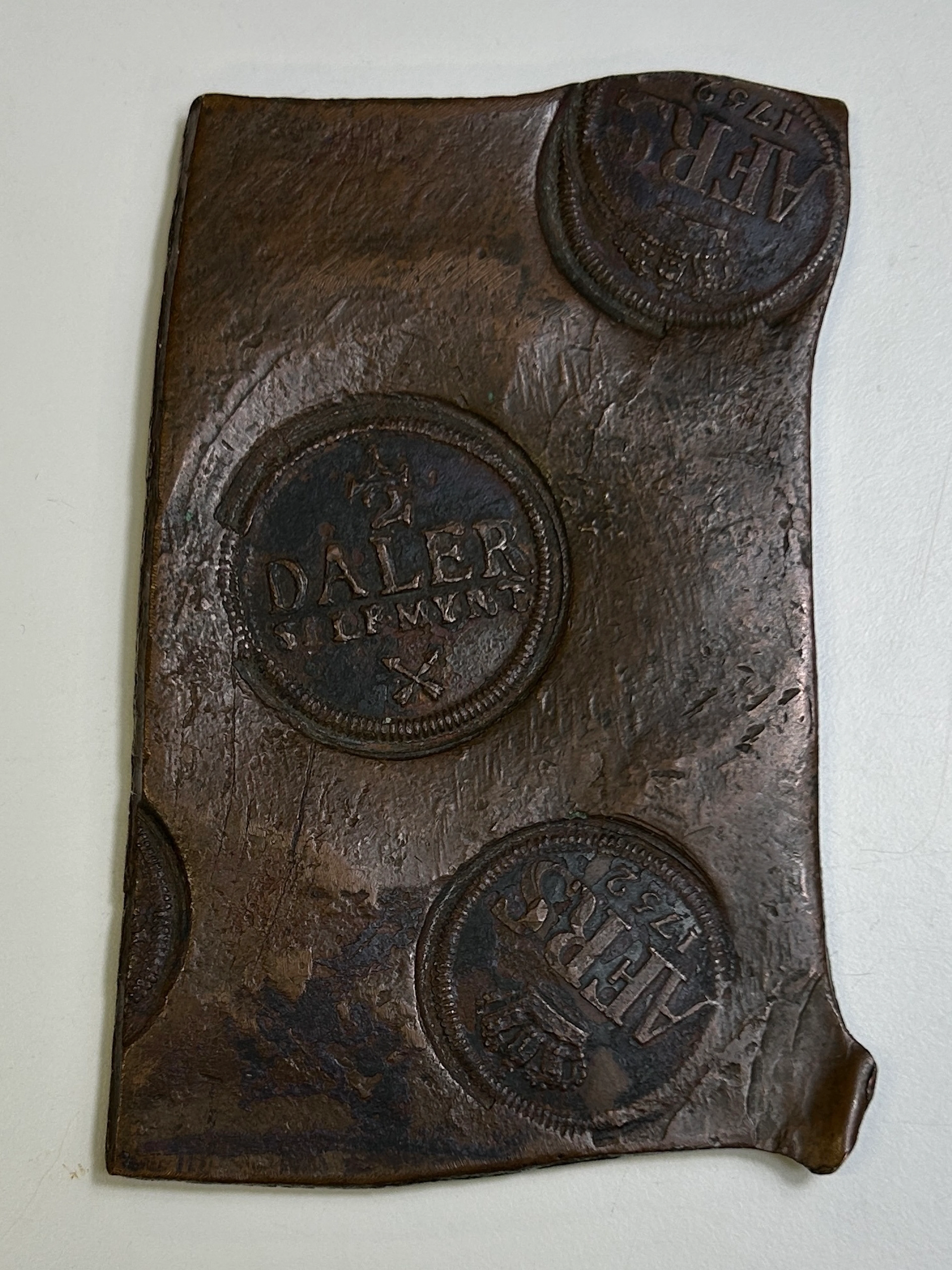 Plåtmynt 1/2 daler 1752 Adolf Fredrik, Avesta, klippt, SM 149.