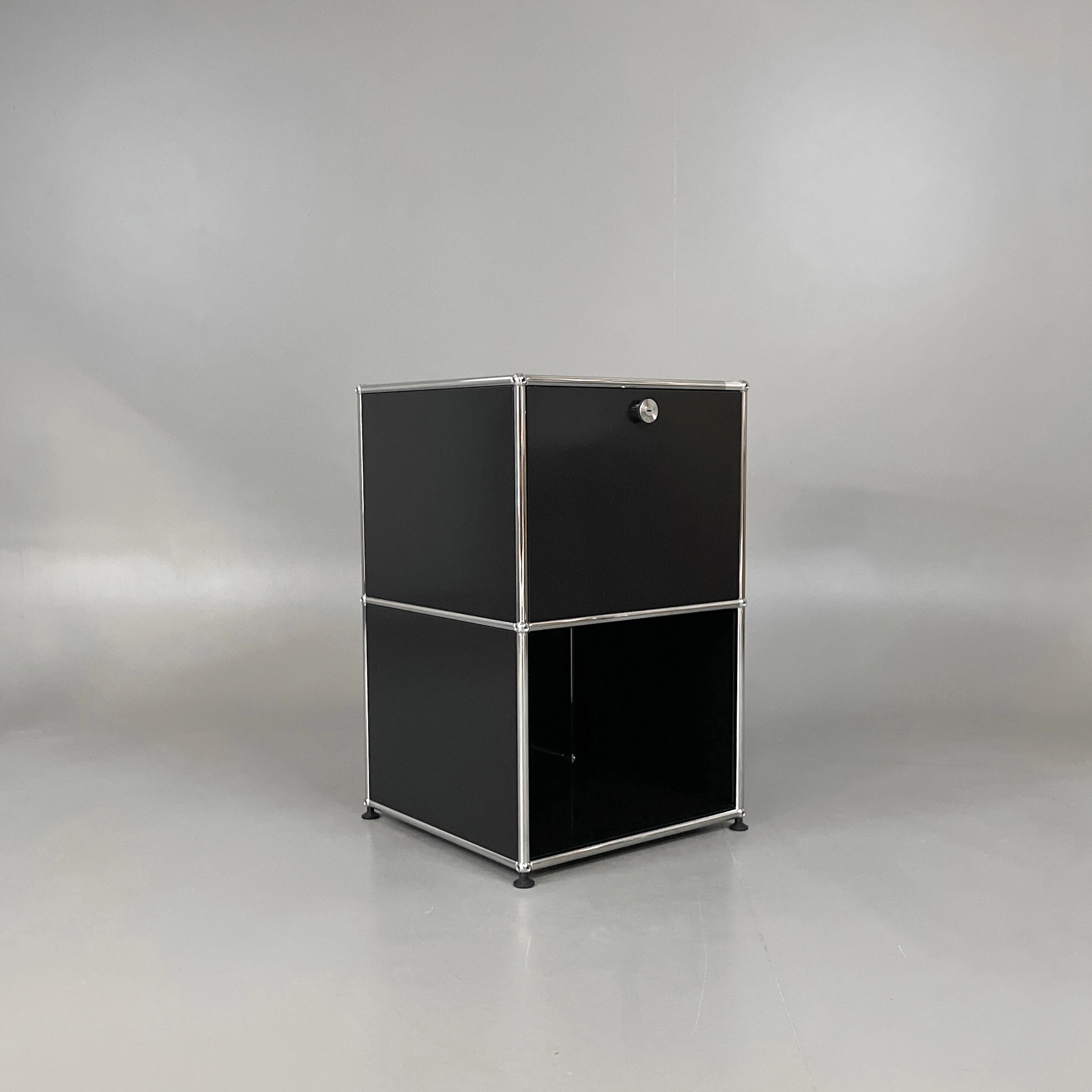 Förvaring USM Haller System 1x2