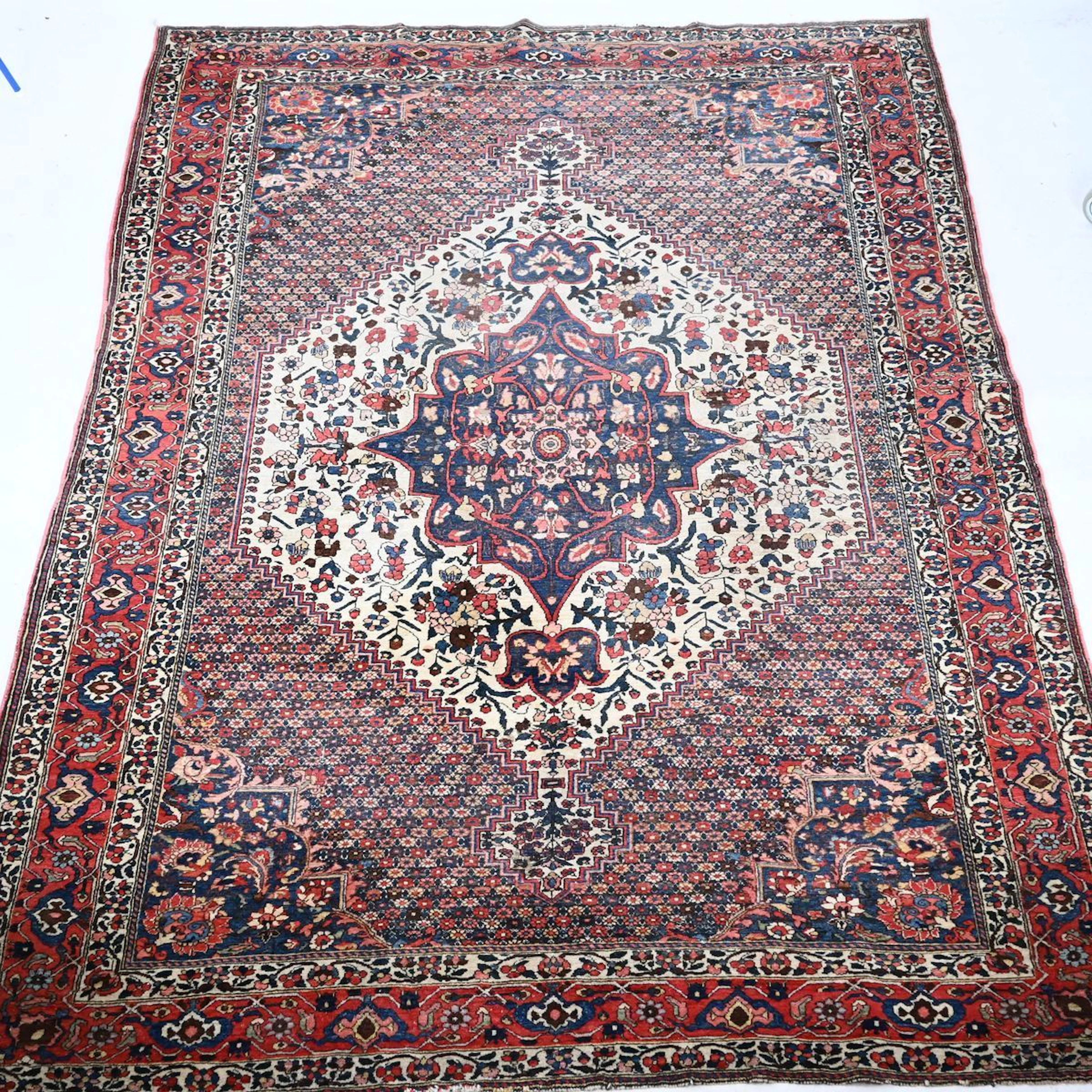 Antik handknuten matta, Bakhtiari, Iran