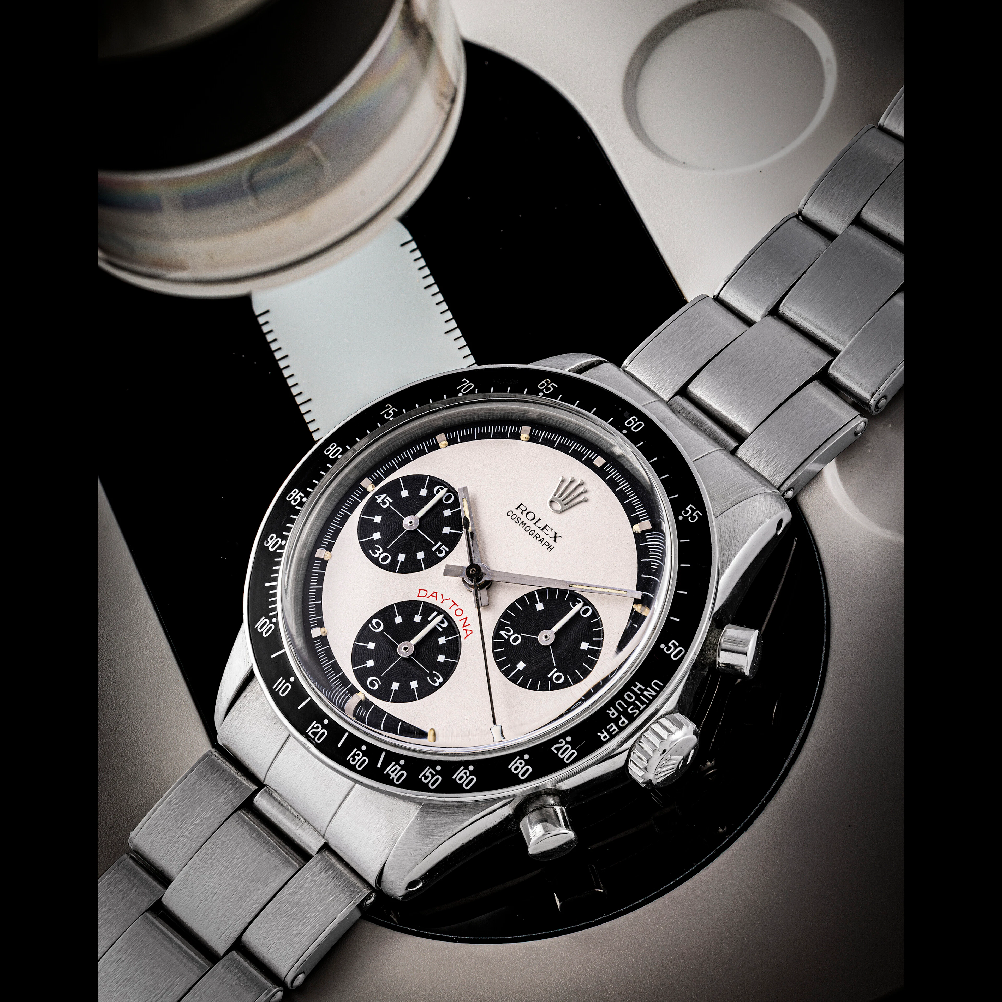 ROLEX. A VERY RARE AND WELL PRESERVED STAINLESS STEEL...