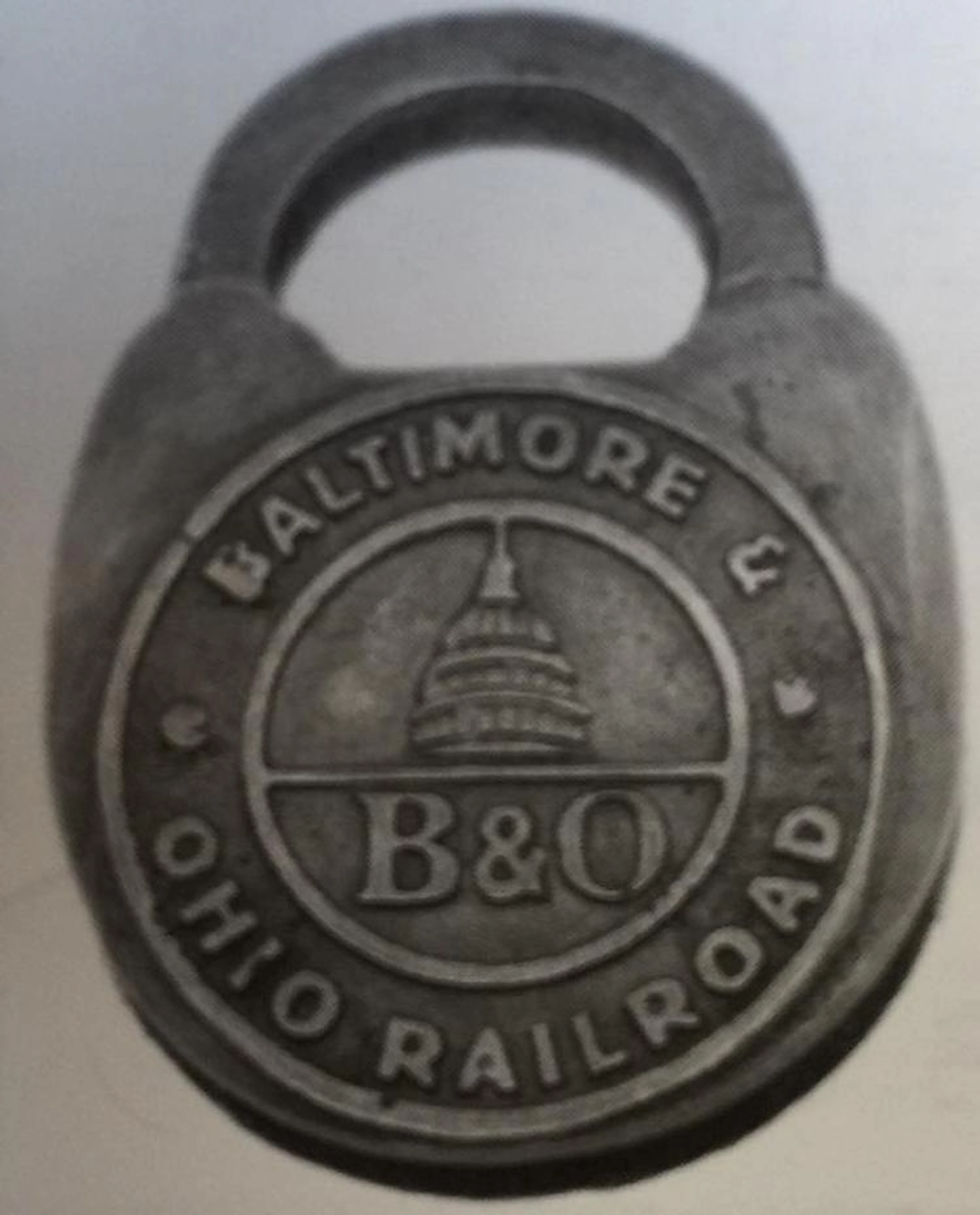 B & O RAILROAD LOCK BALTIMORE AND OHIO W/ KEYS - 4" X 3"