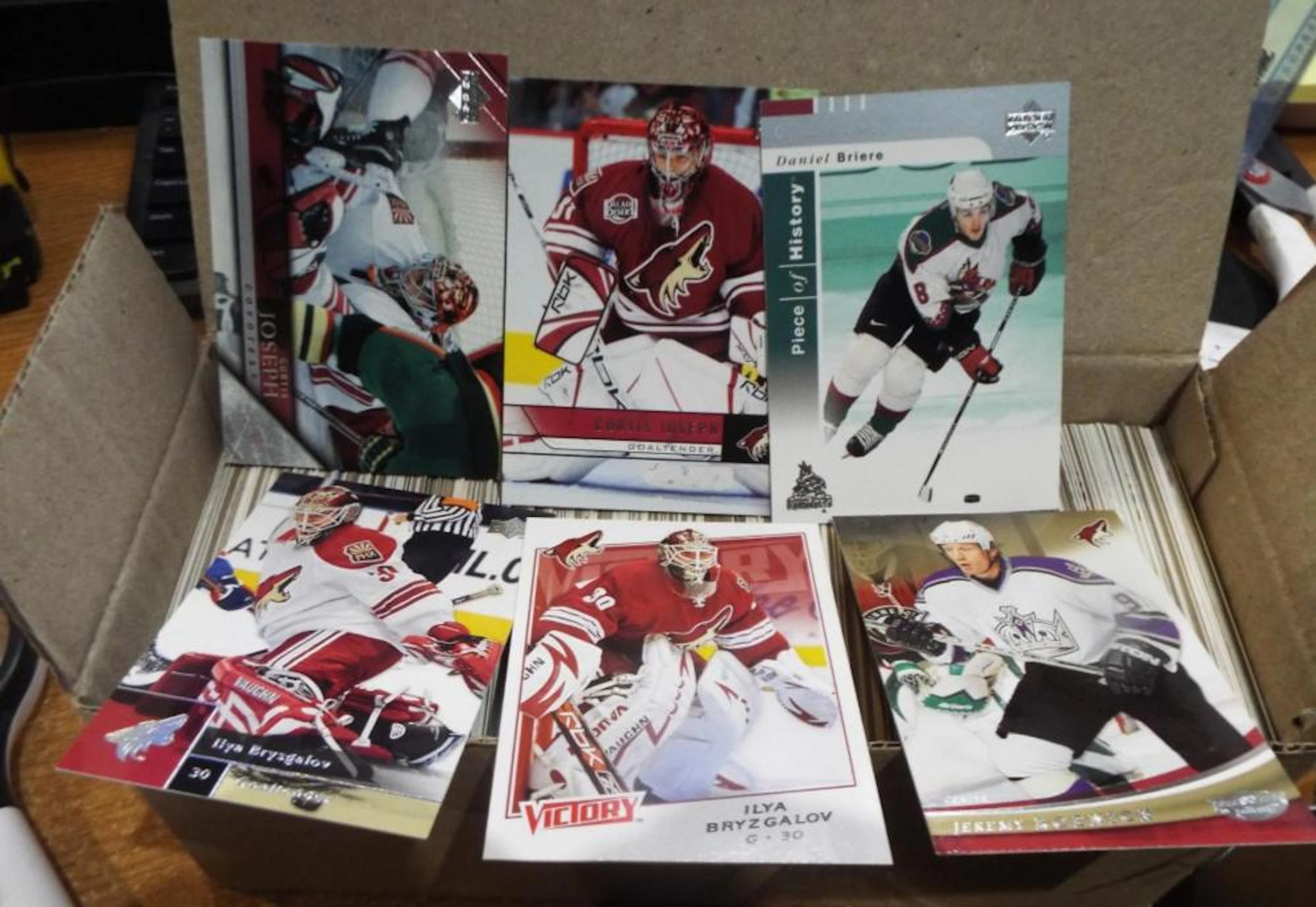 100's Unsearched Hockey Cards