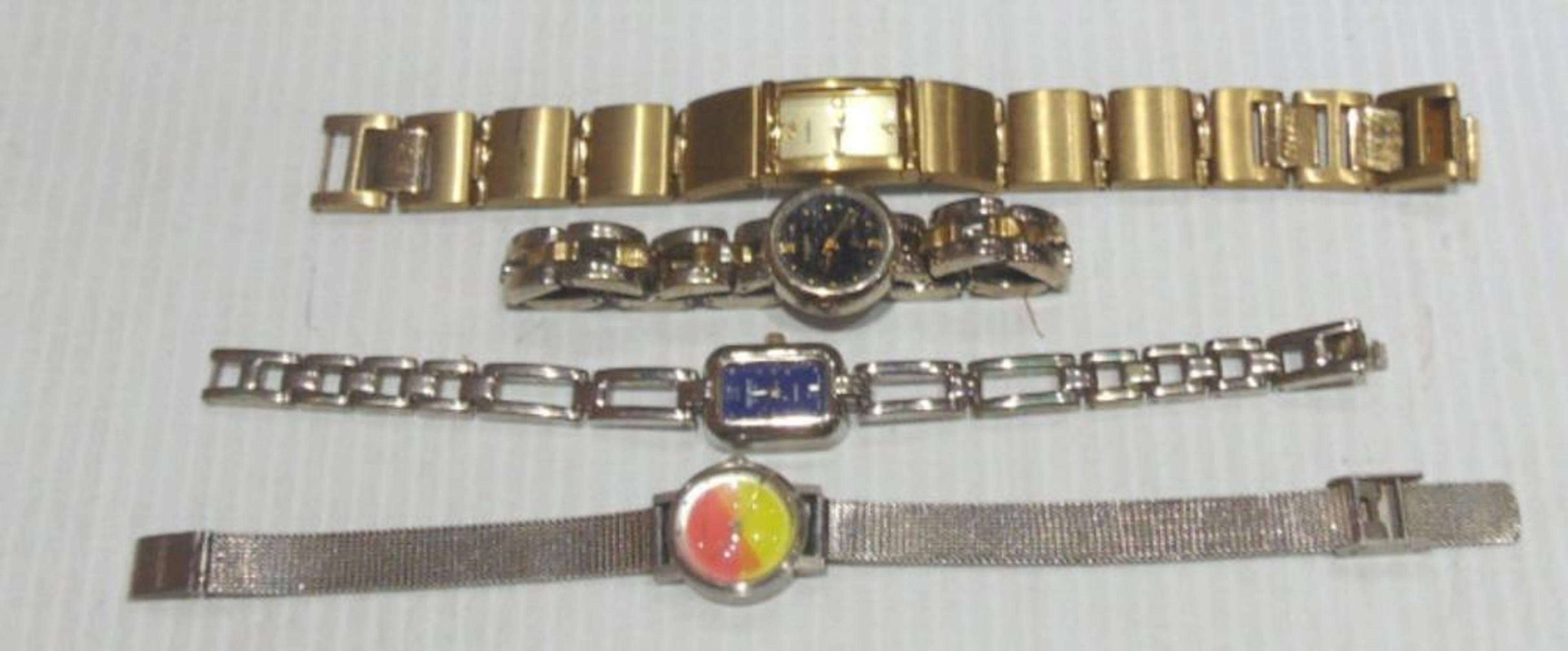 4-Ladies Watches For Parts Or Repair