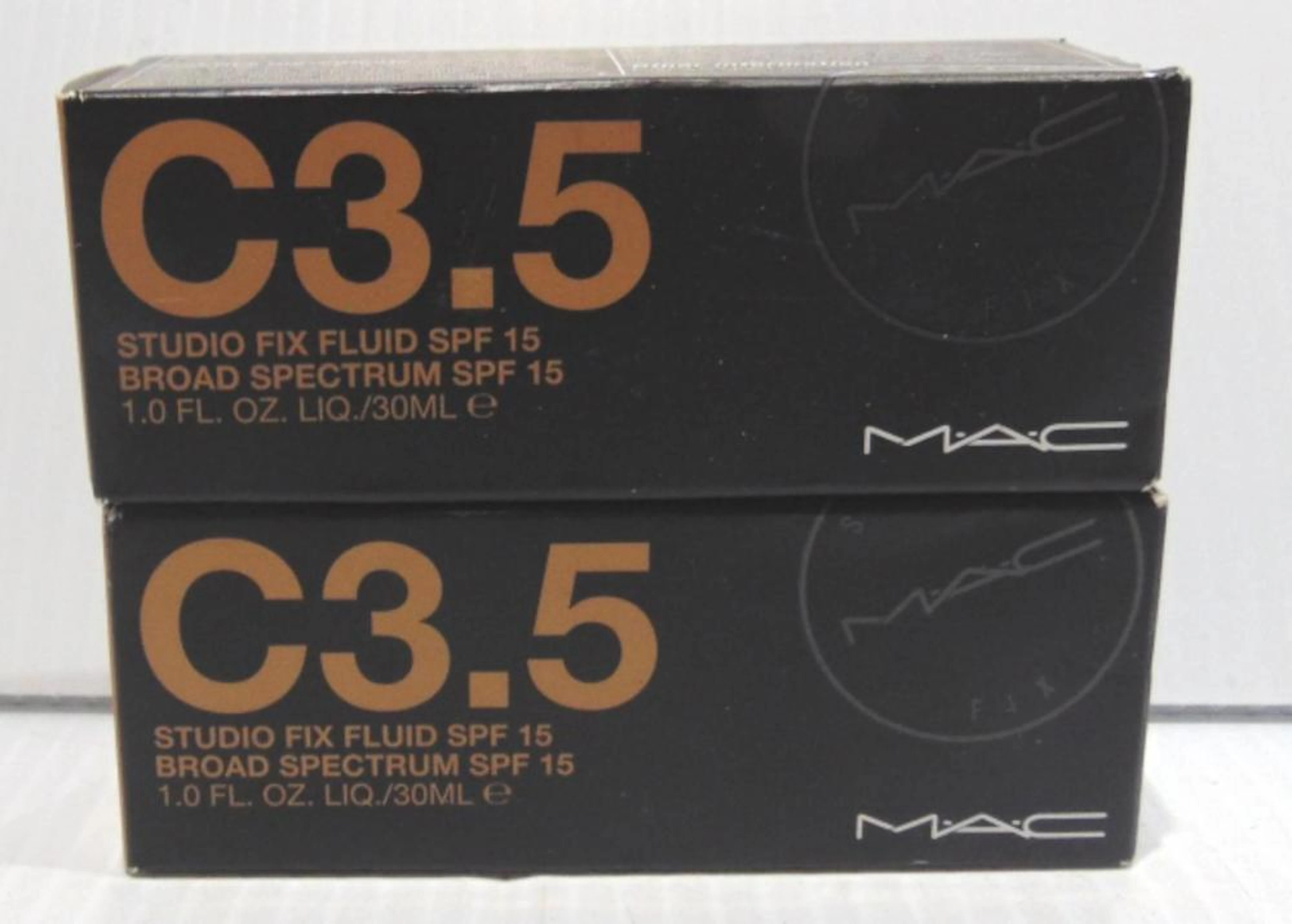 2-Mac Studio Fix Fluid SPF 15 C3.5
