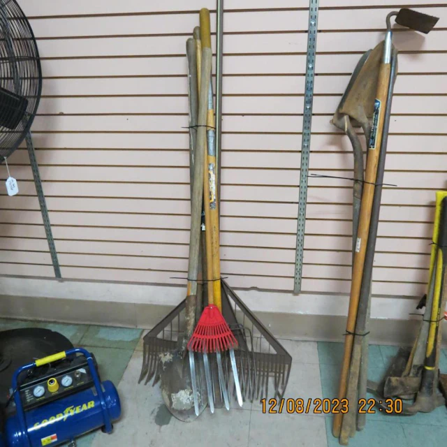 Assortment of Pre Owned Gardening Tools