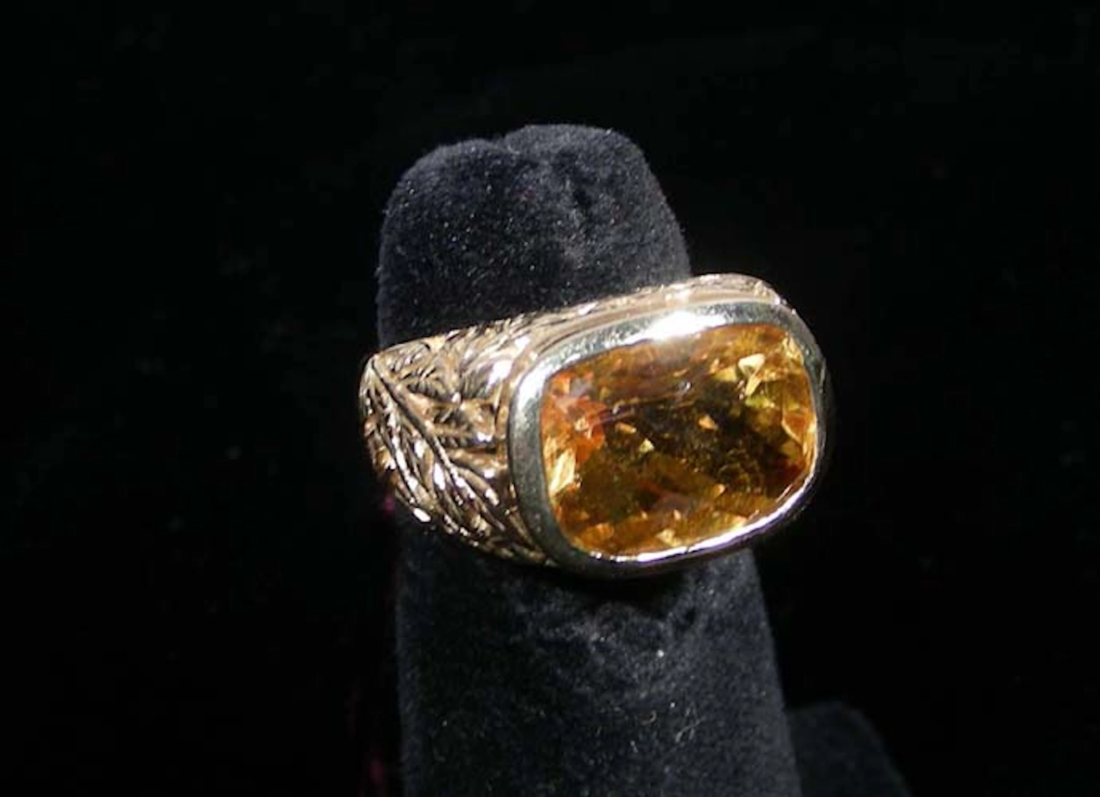 LADIES 14K YELLOW GOLD AND CITRINE RING