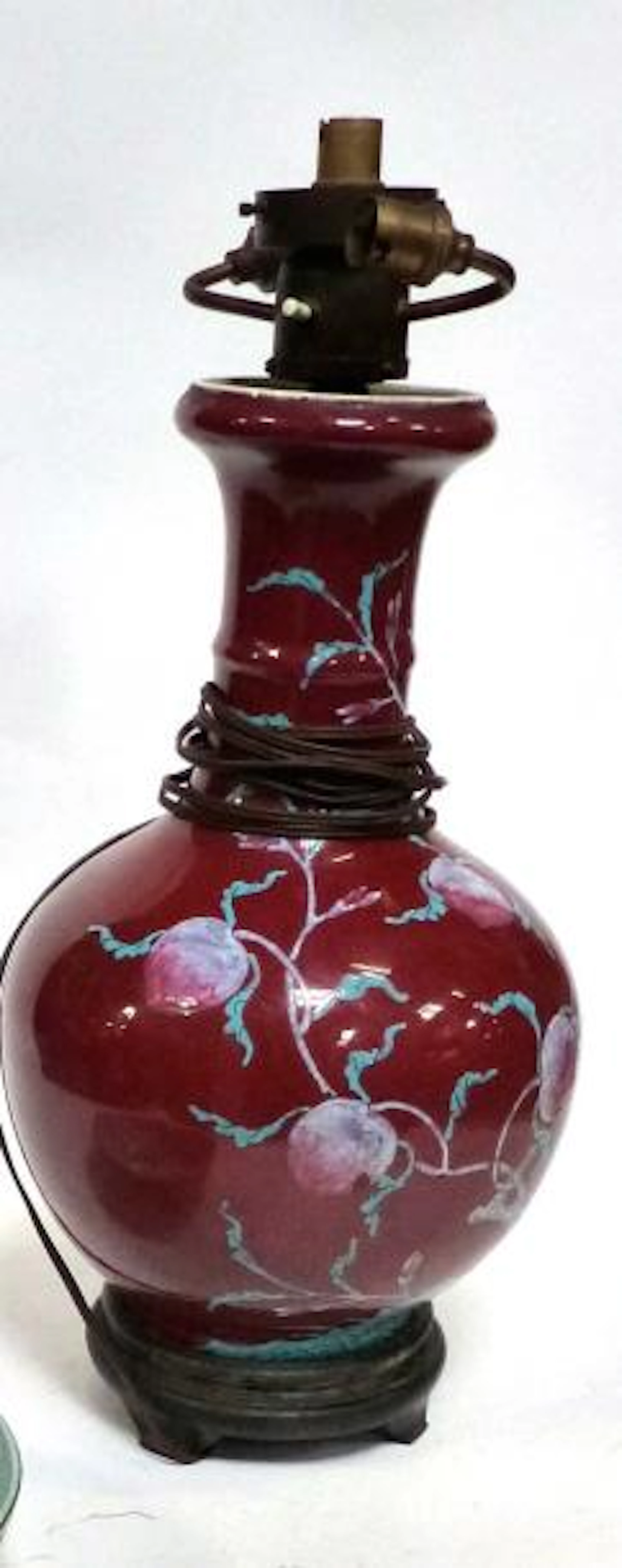 Vase rouge sang en céramique de forme gourde…