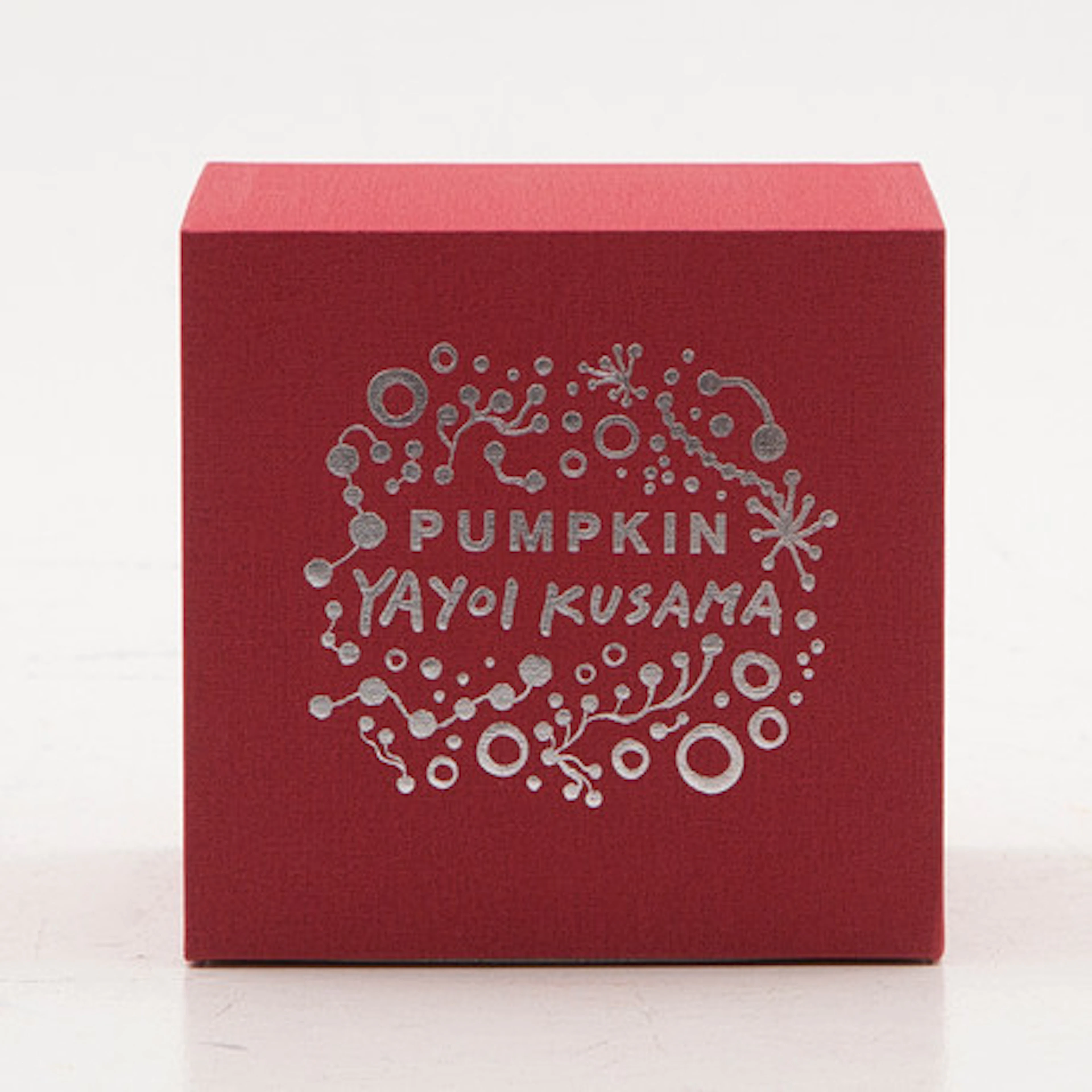 YAYOI KUSAMA. PUMPA, porslin, modern.