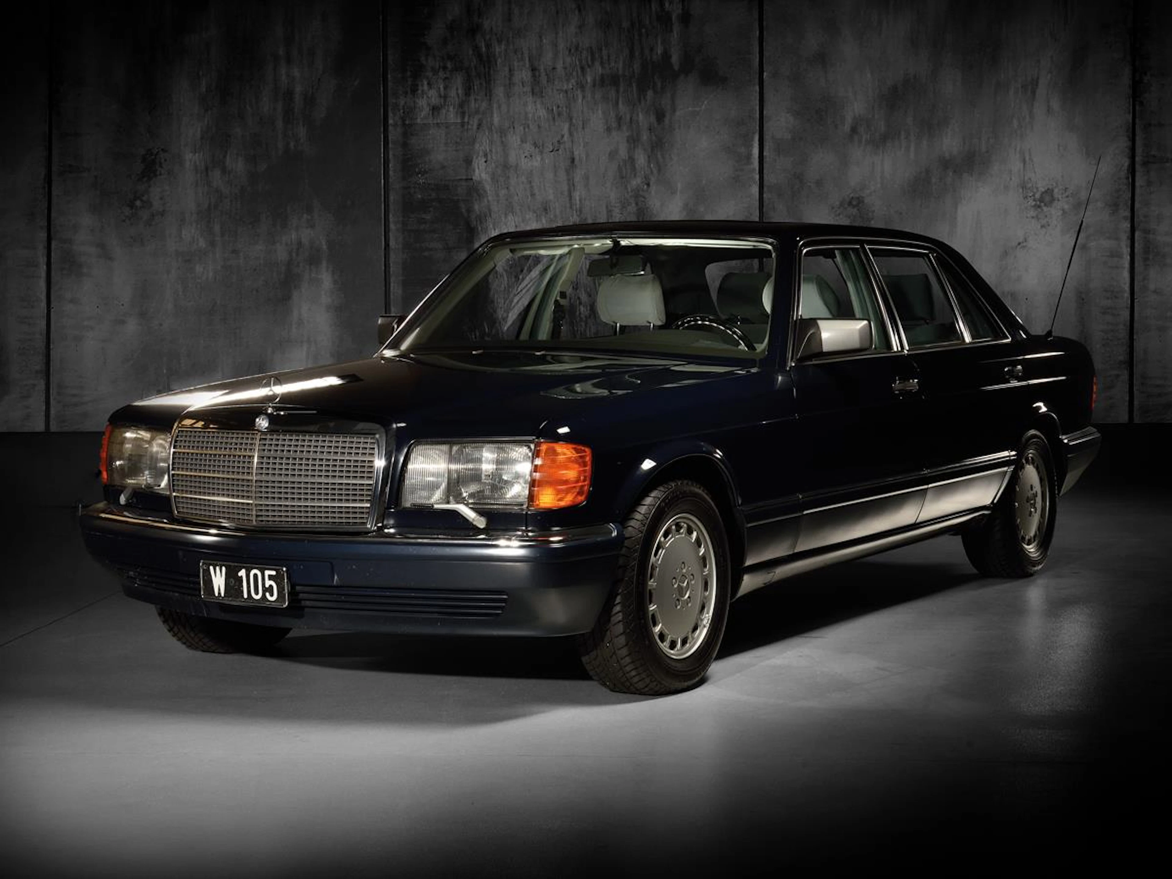 1989 Mercedes-Benz 560 SEL (without reserve)