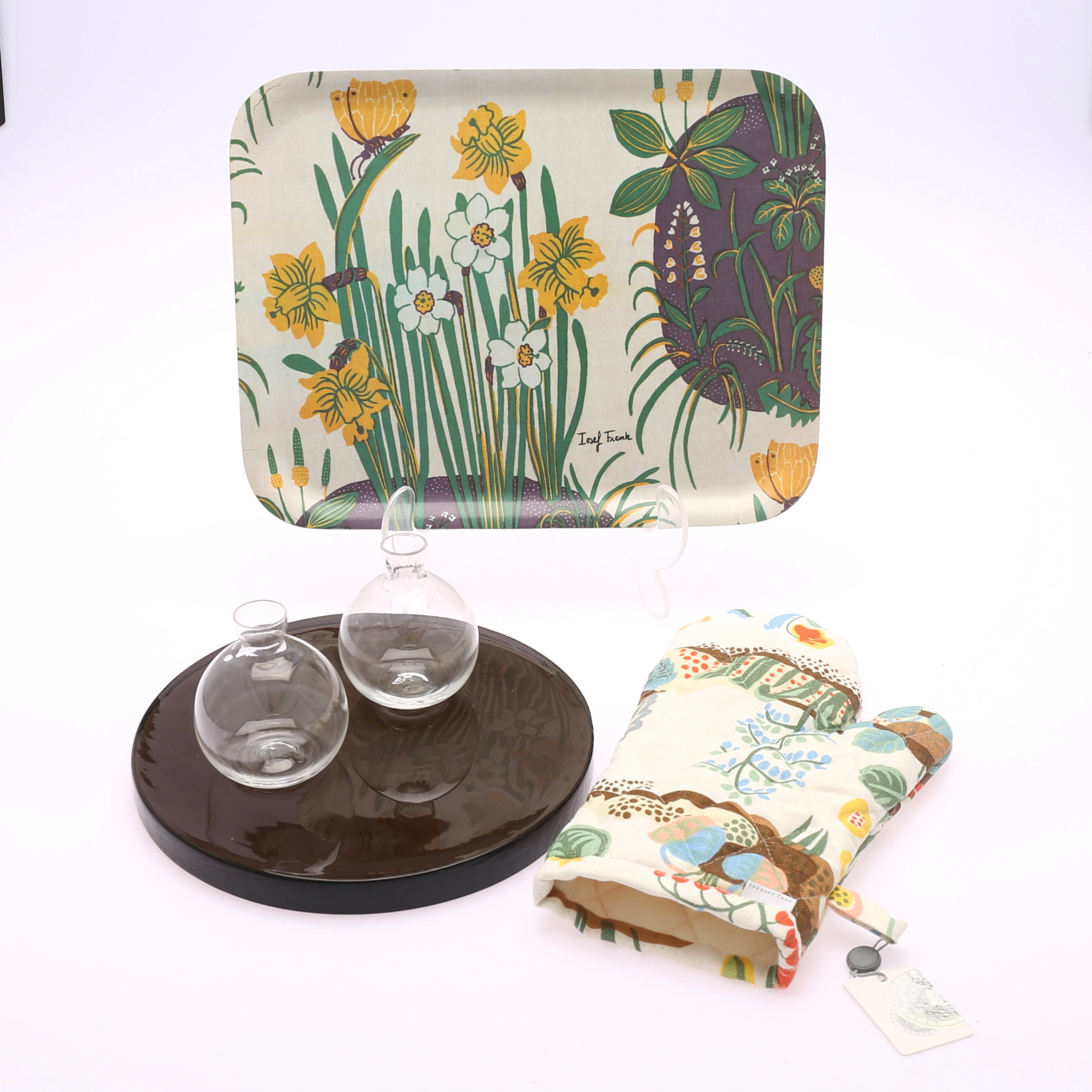 SVENSKT TENN, 4 föremål, Josef Frank/Estrid Ericson.