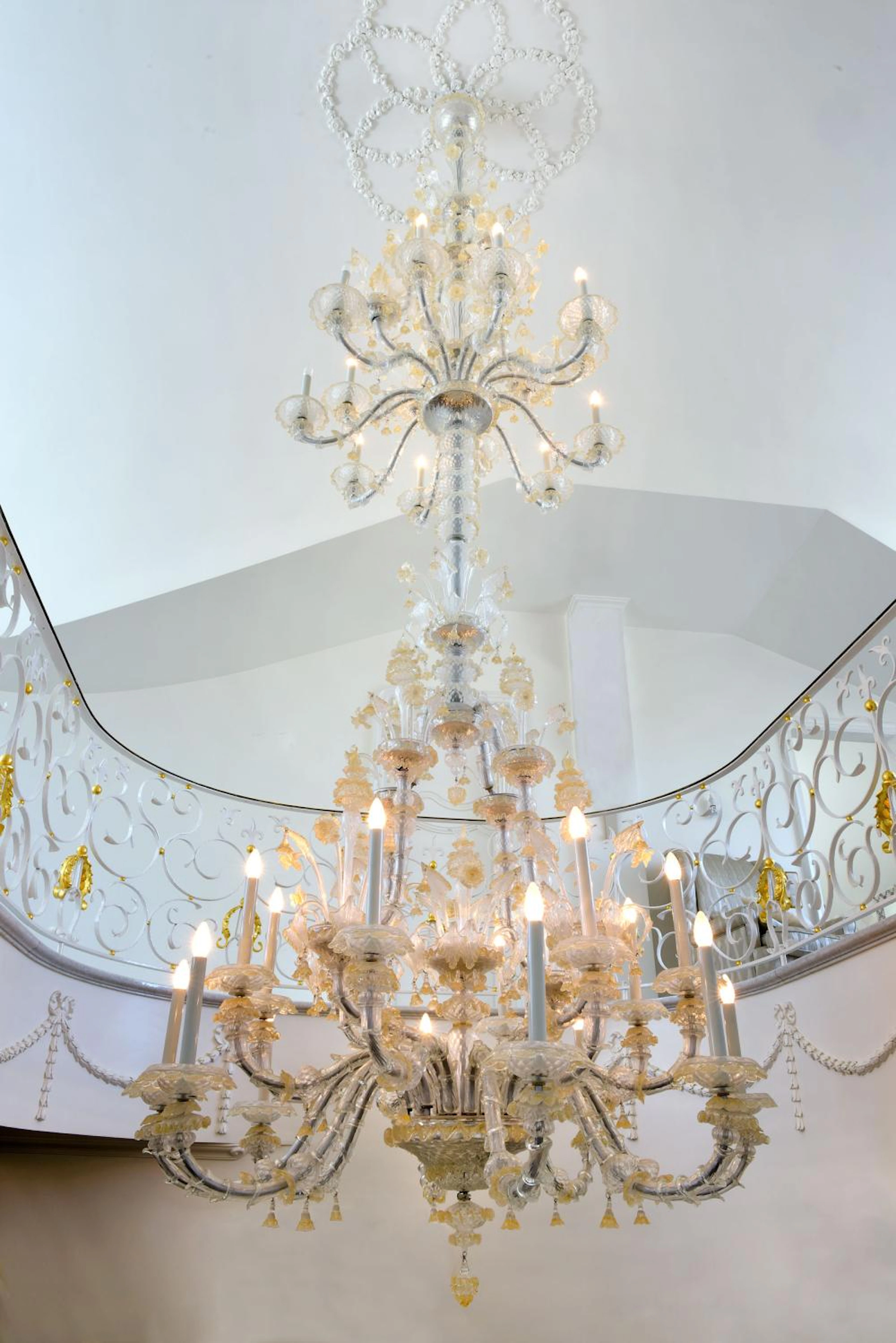 Monumentaler Murano-Kronleuchter