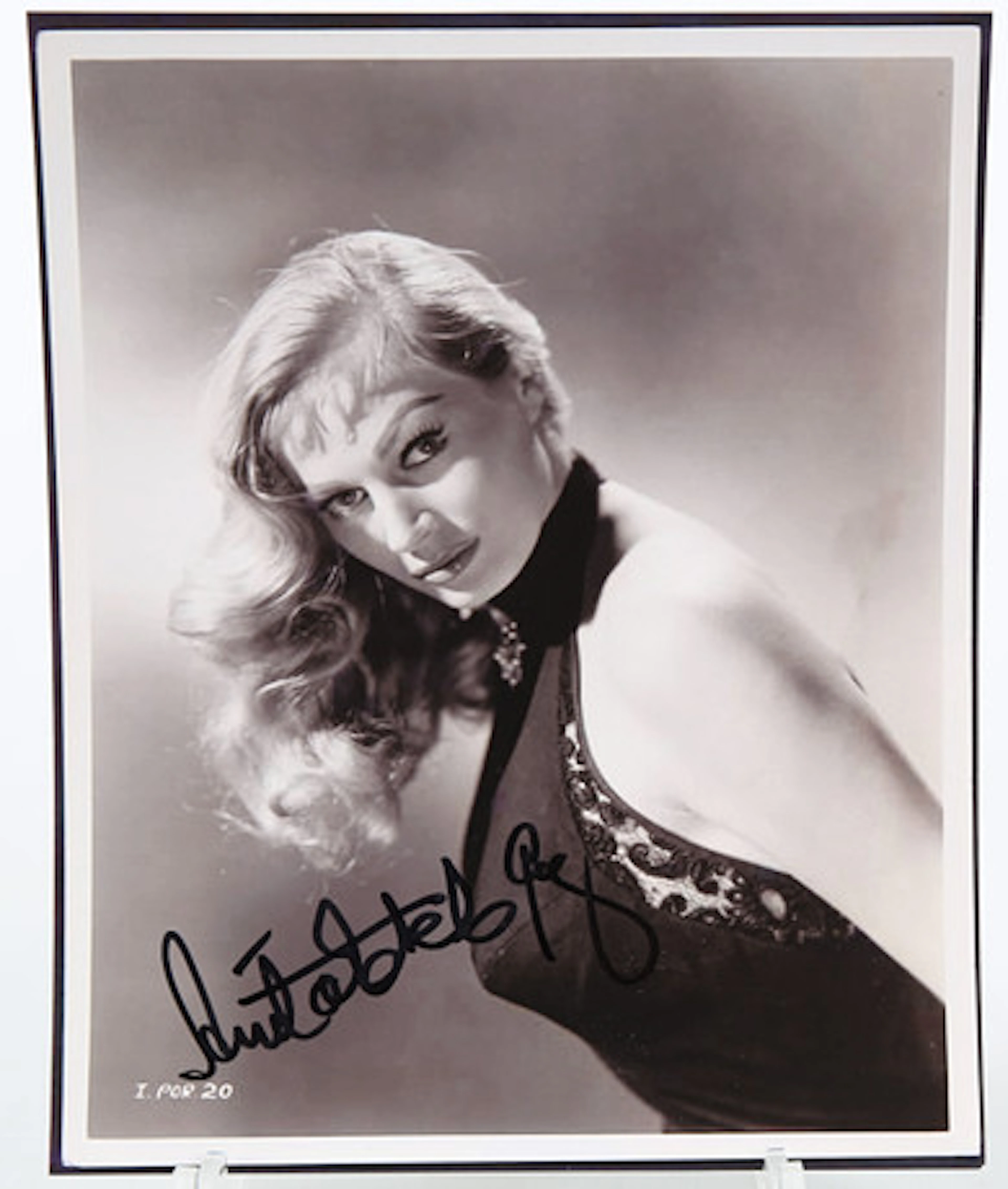 ANITA EKBERG. Autograf, svensk skådespeler…
