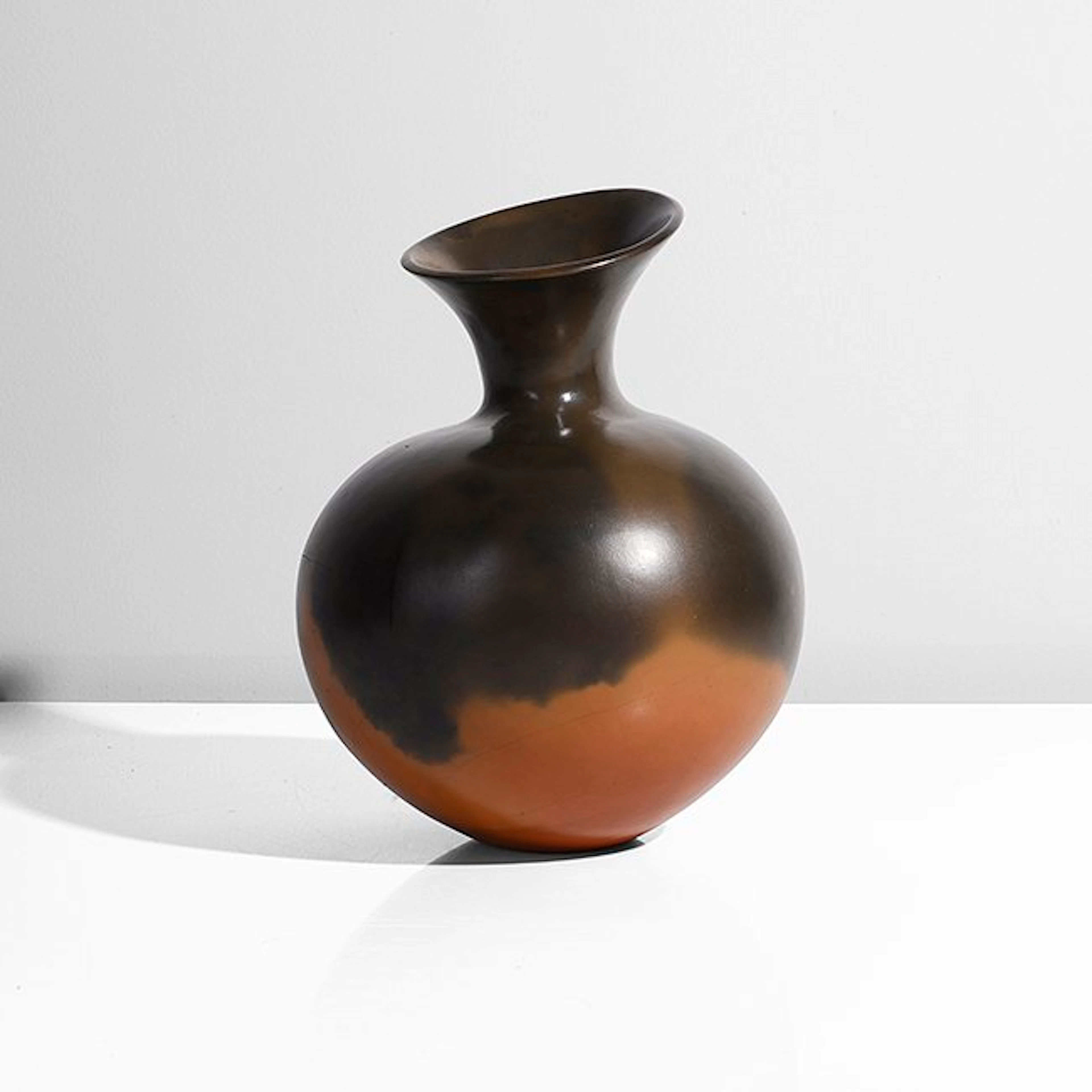 Magdalene Odundo (Kenyan/British, b.1950), 'Untitled', Angled Pot, 1984