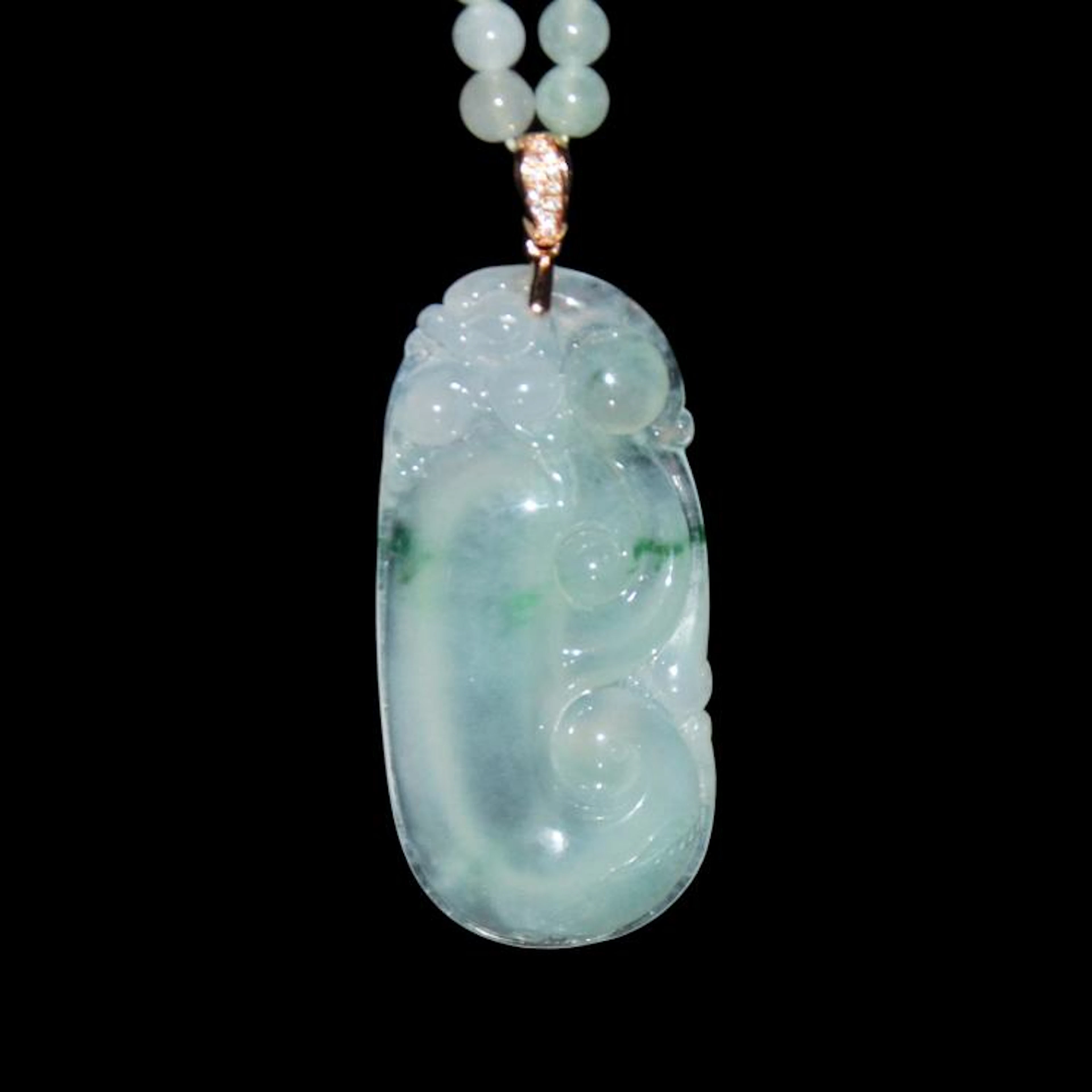 Jadeite Icy Bead Necklace with Ruyi Pendant with Diamond Clasp 翡翠玻璃种玉珠链加钻石钮如意挂饰
