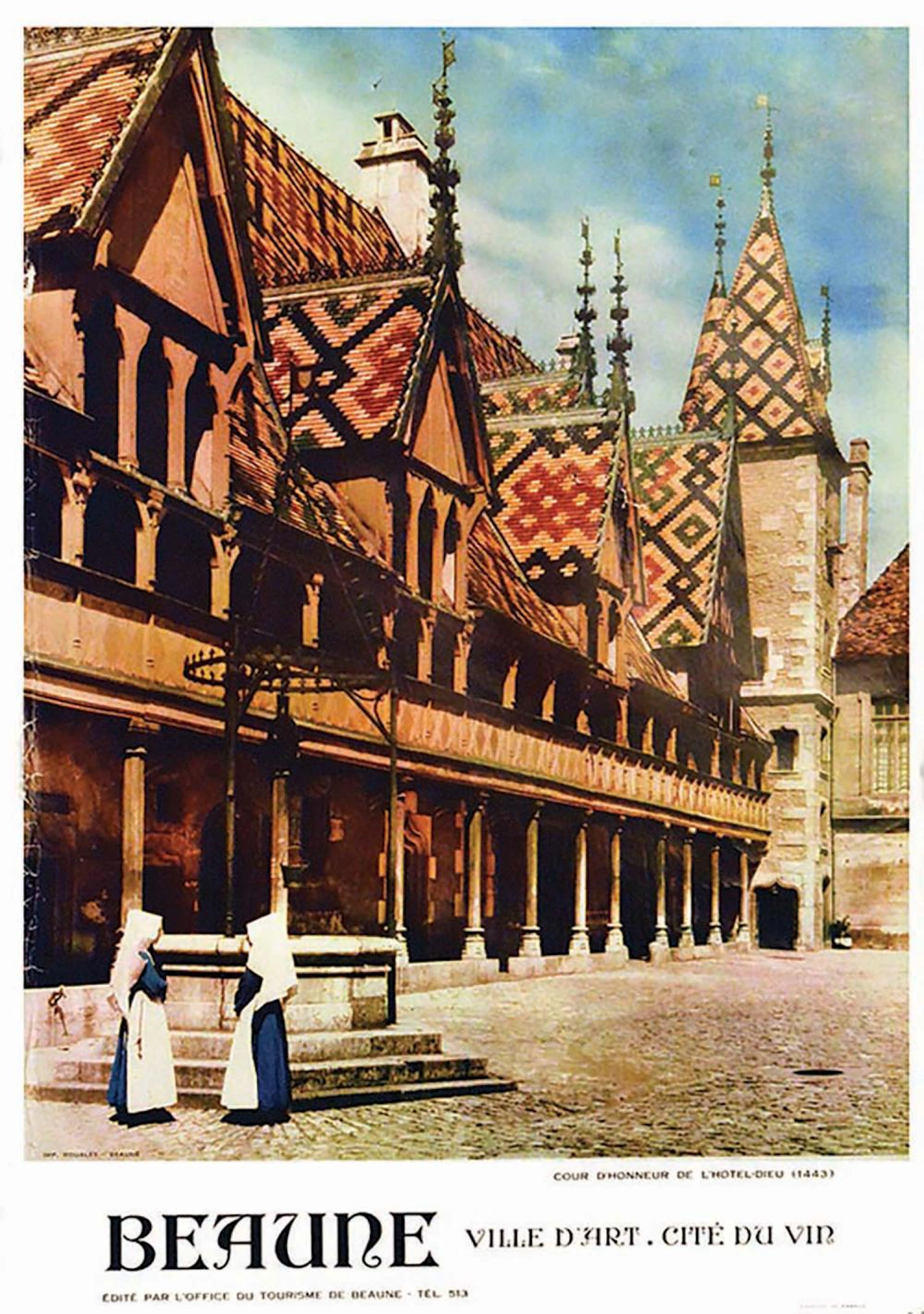 Beaune Cour D'Honneur de L'Hôtel Dieu Les Hospices
