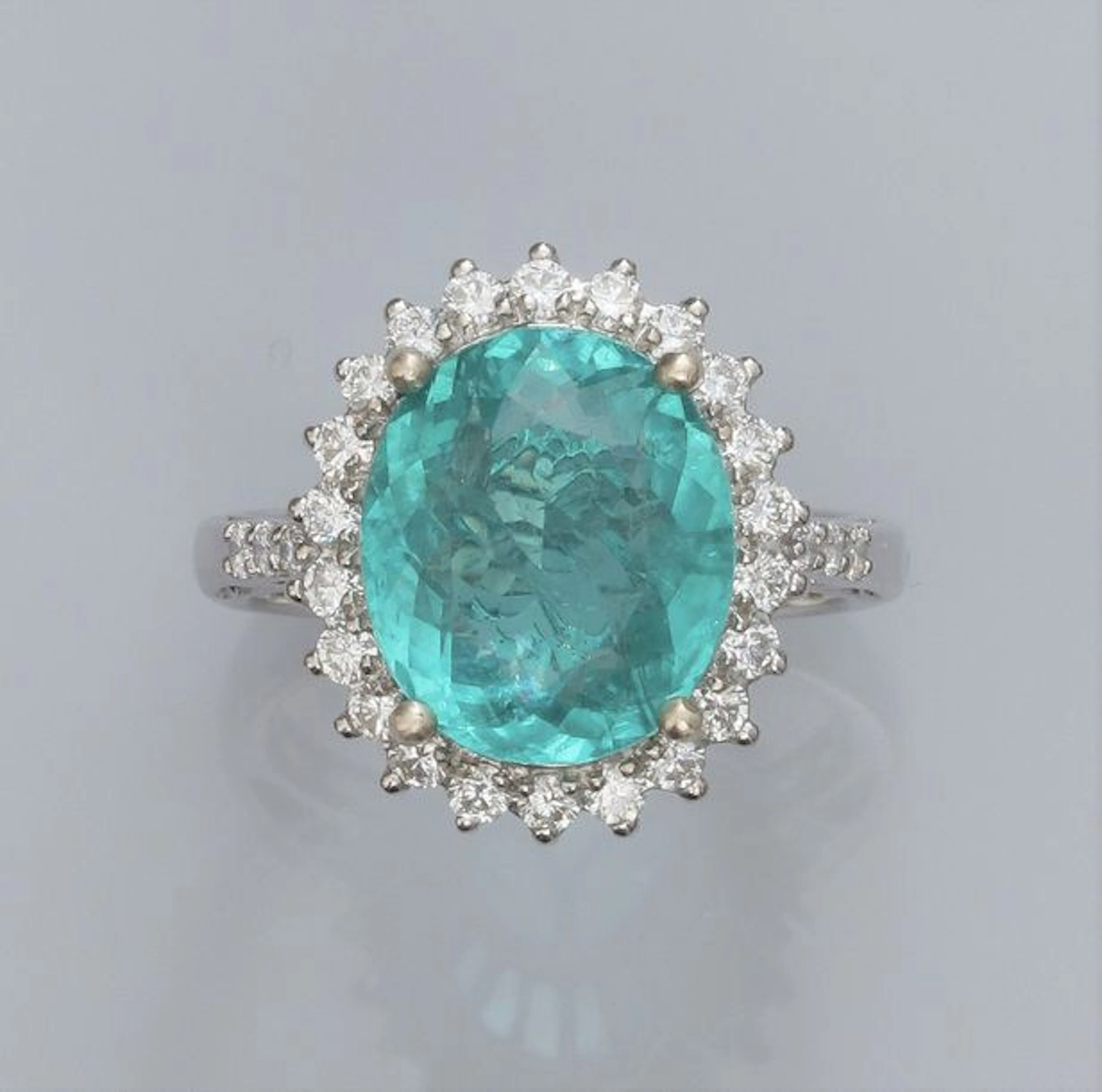 Bague en or gris 750°/00 (18K), sertie d'une... - Lot 75 - Eric Caudron