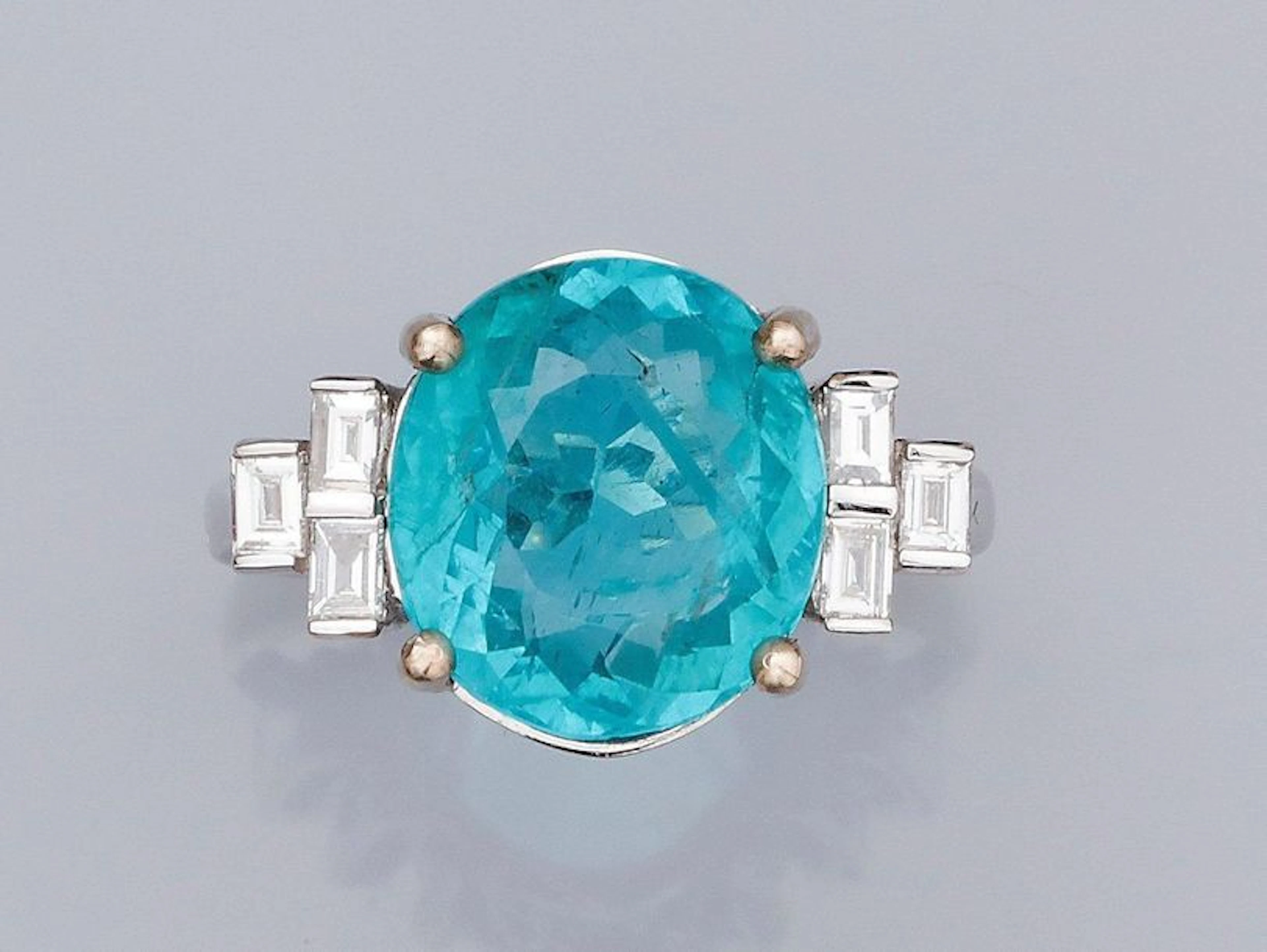 Bague en or gris 750°/00 (18K), sertie d'une... - Lot 151 - Eric Caudron