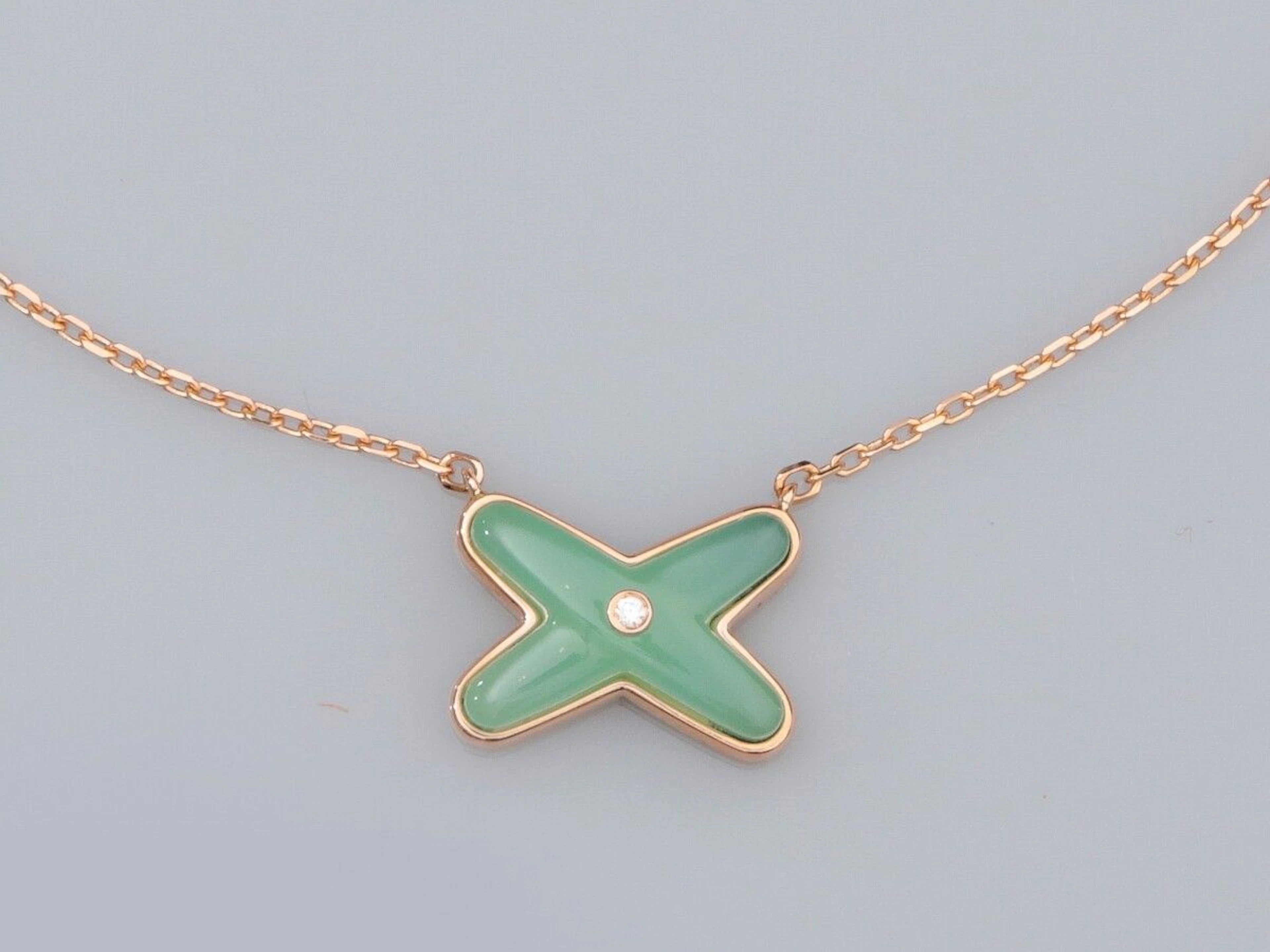CHAUMET, collier Jeux de liens, en or rose... - Lot 83 - Eric Caudron