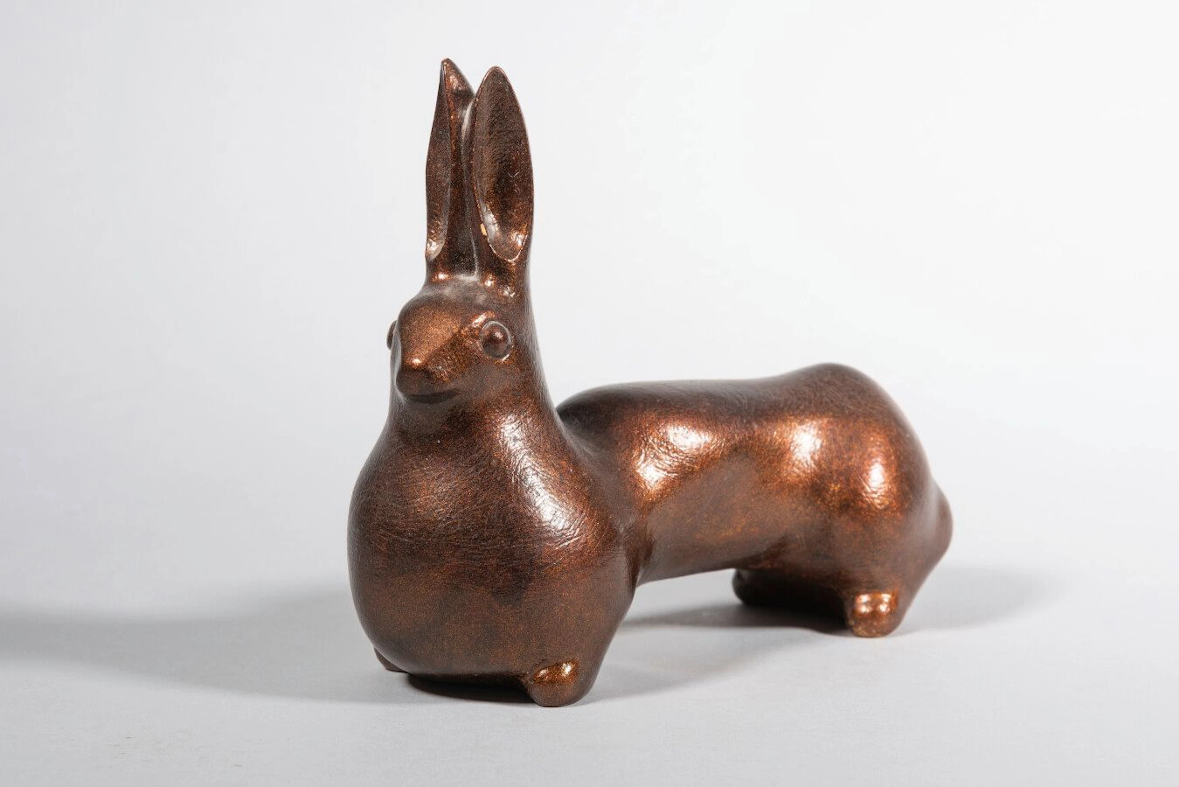 LHOSTE Petit lapin Plâtre patiné Haut... - Lot 200 - Eve