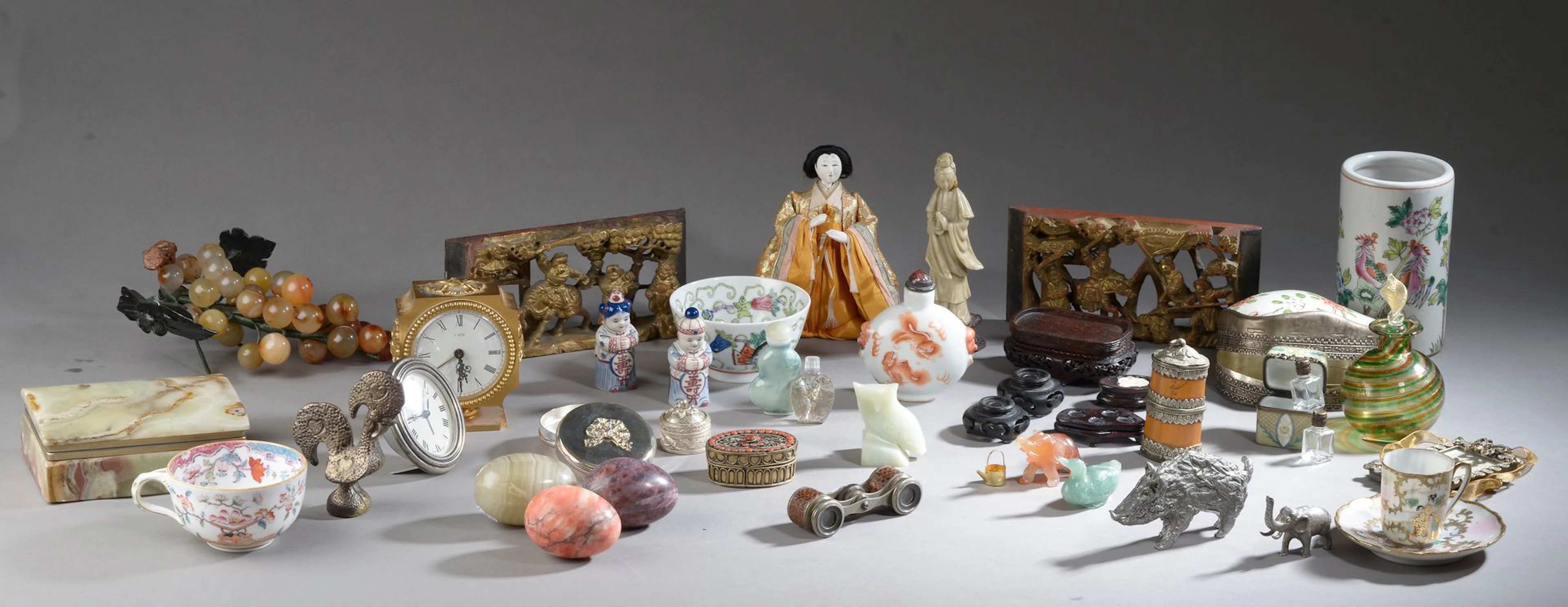 *Ensemble de bibelots (accidents) comprenant... - Lot 109 - Le Floc'h