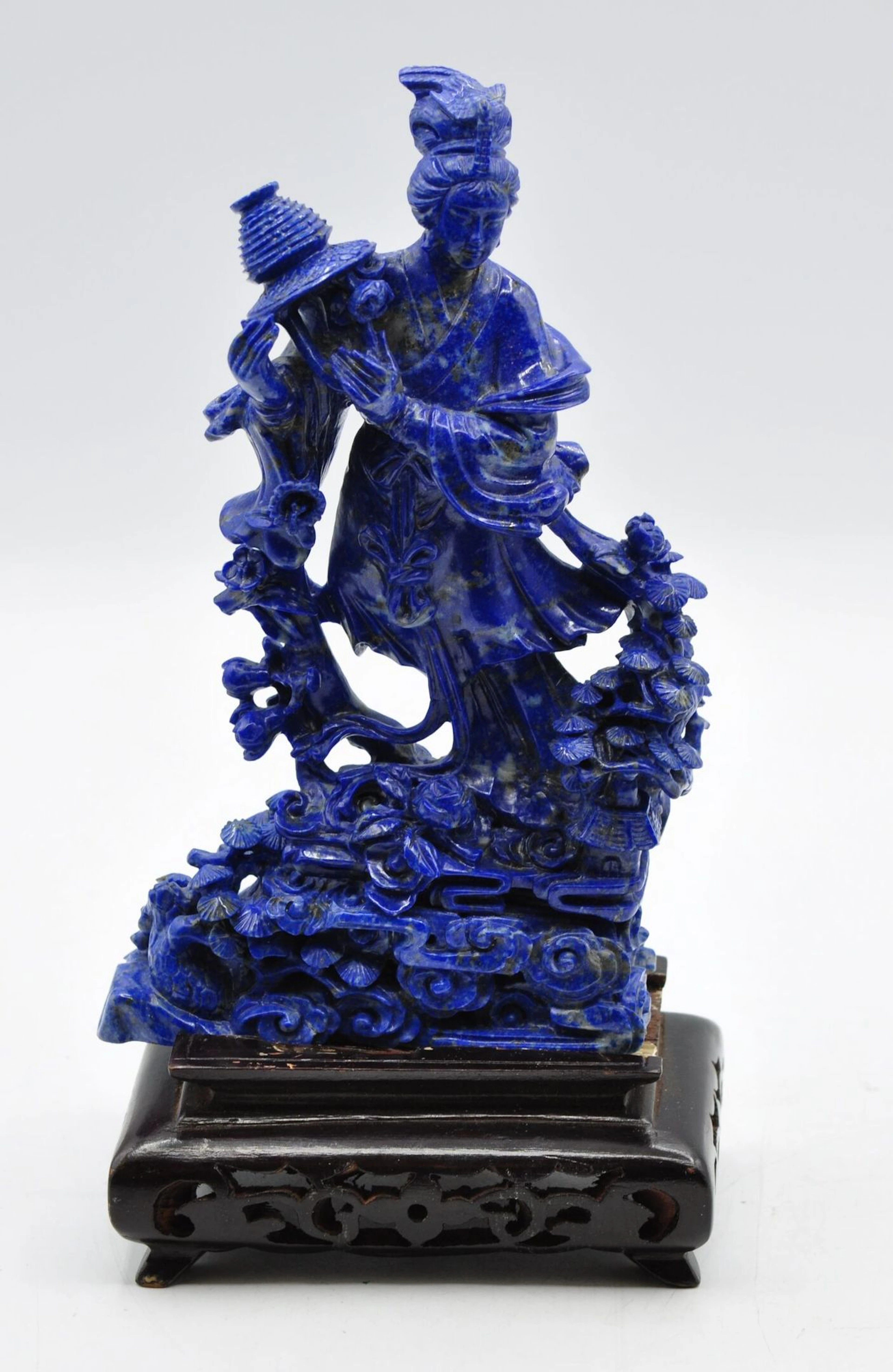 CHINE : Groupe en lapis-lazuli ou sodalite... - Lot 152 - Morand & Morand