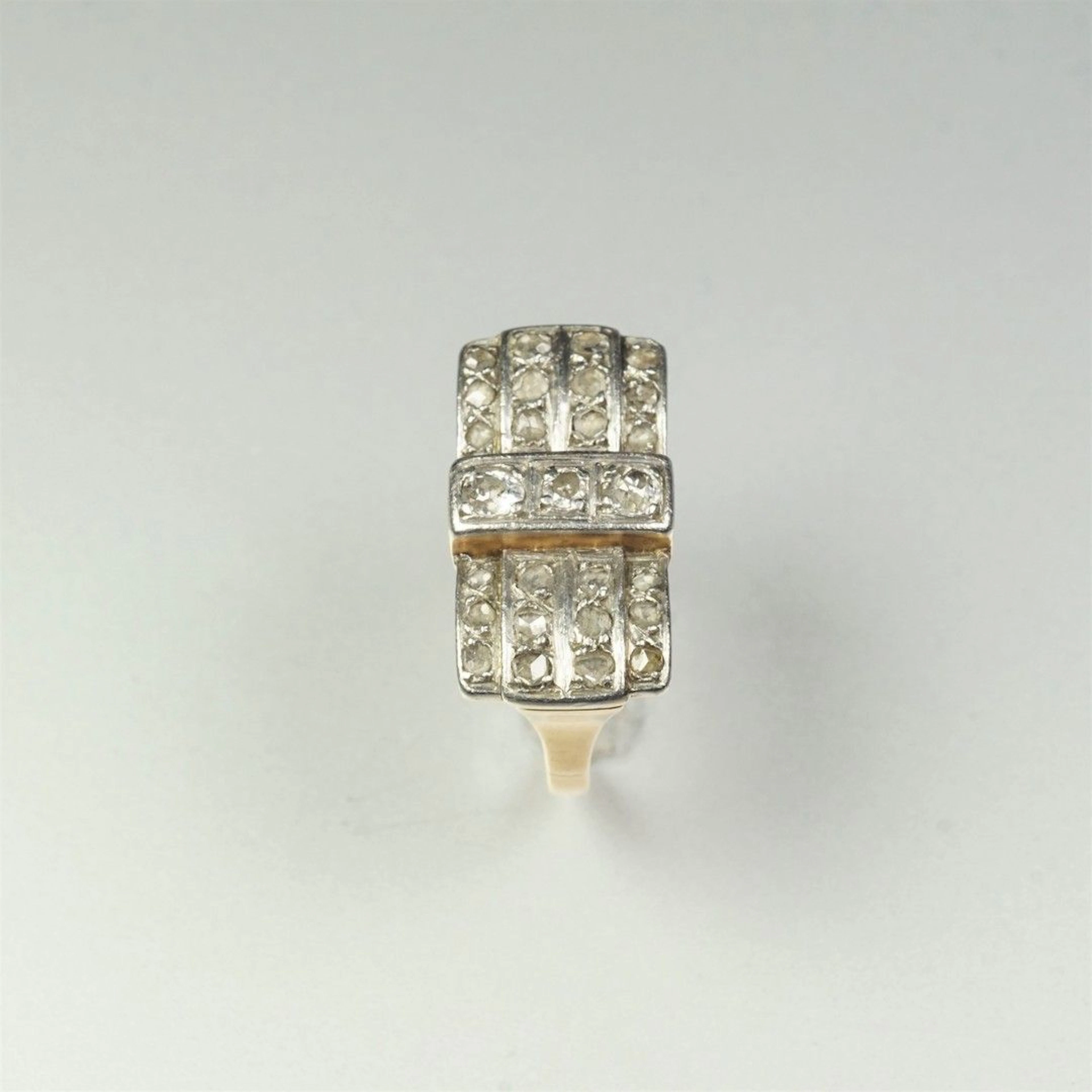 Petite bague "Tank" en or jaune 18K (750/oo)... - Lot 190 - Yann Le Mouel