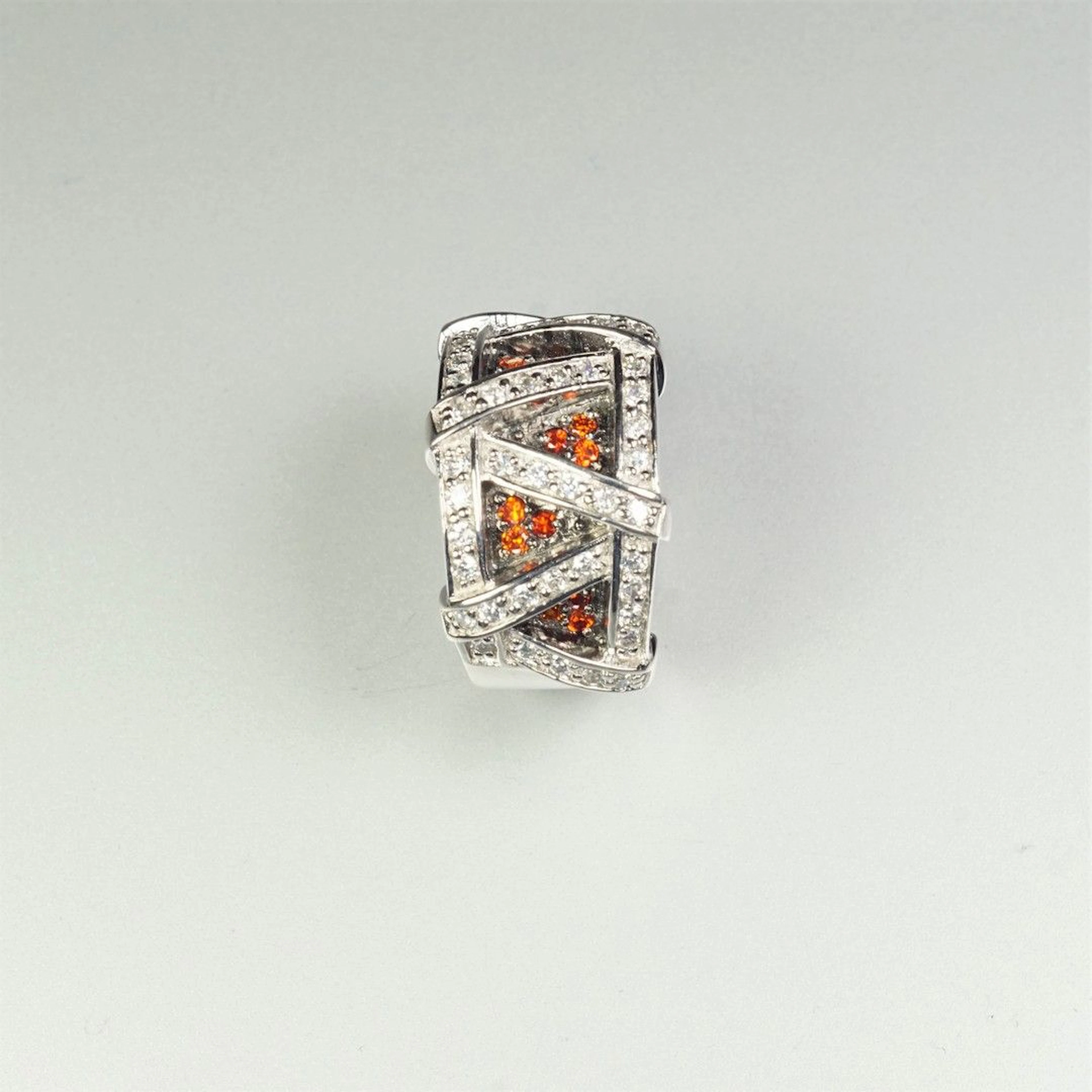 Bague bandeau en argent (925/oo) à décor... - Lot 263 - Yann Le Mouel