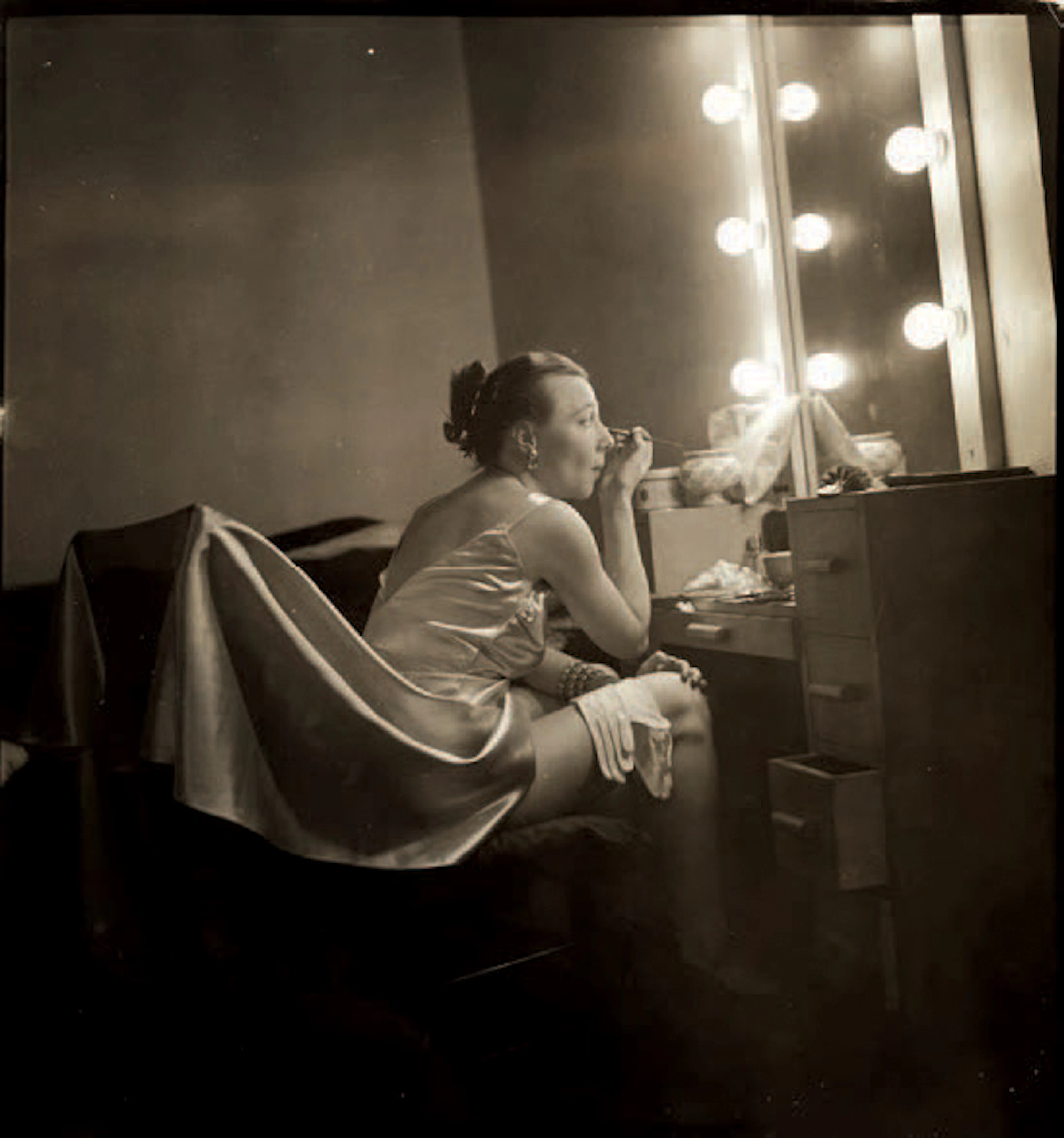 LOUISE DAHL-WOLFE 1895-1989