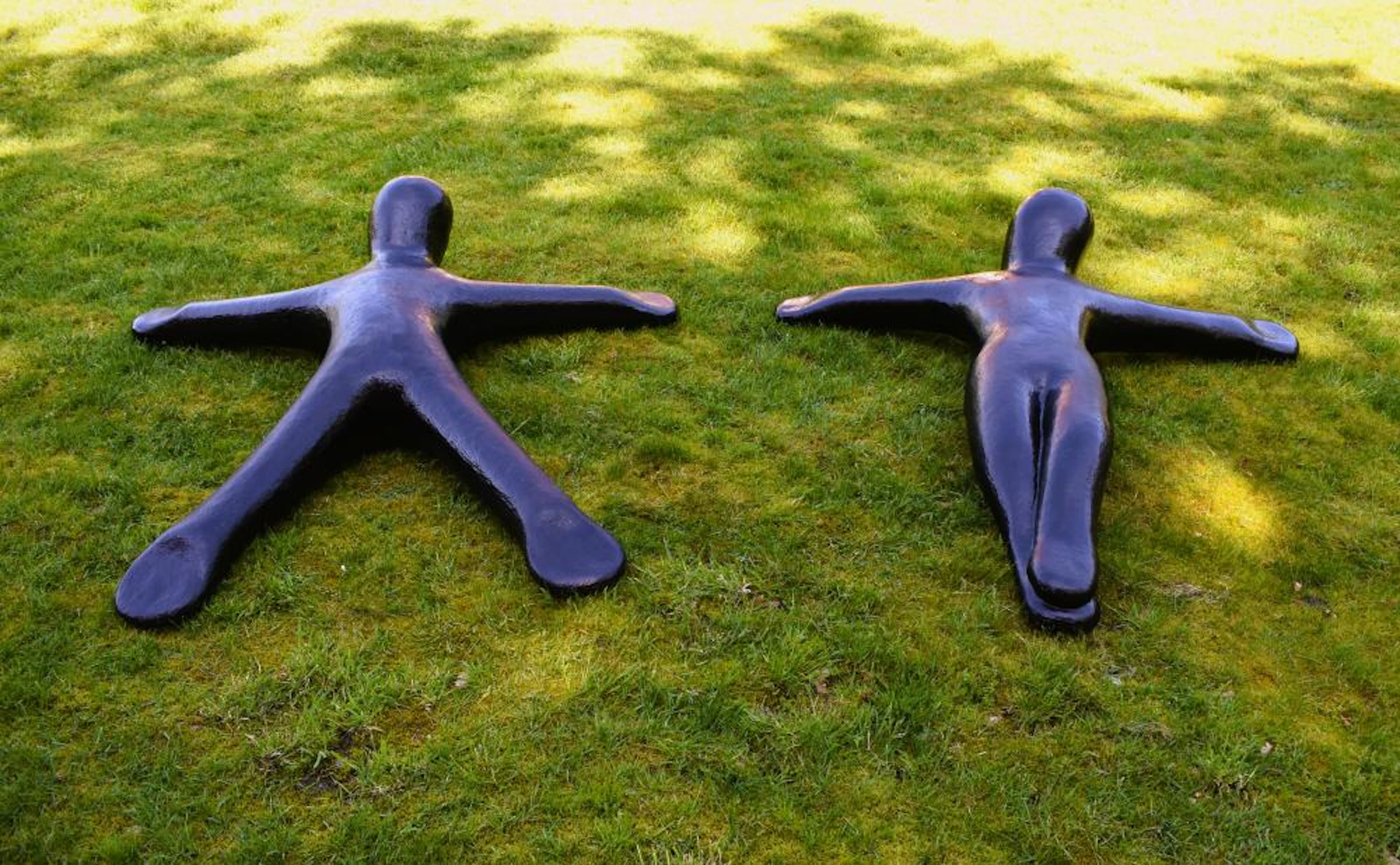 Atelier van Lieshout (1995) Twee Jezus Beelden 2002