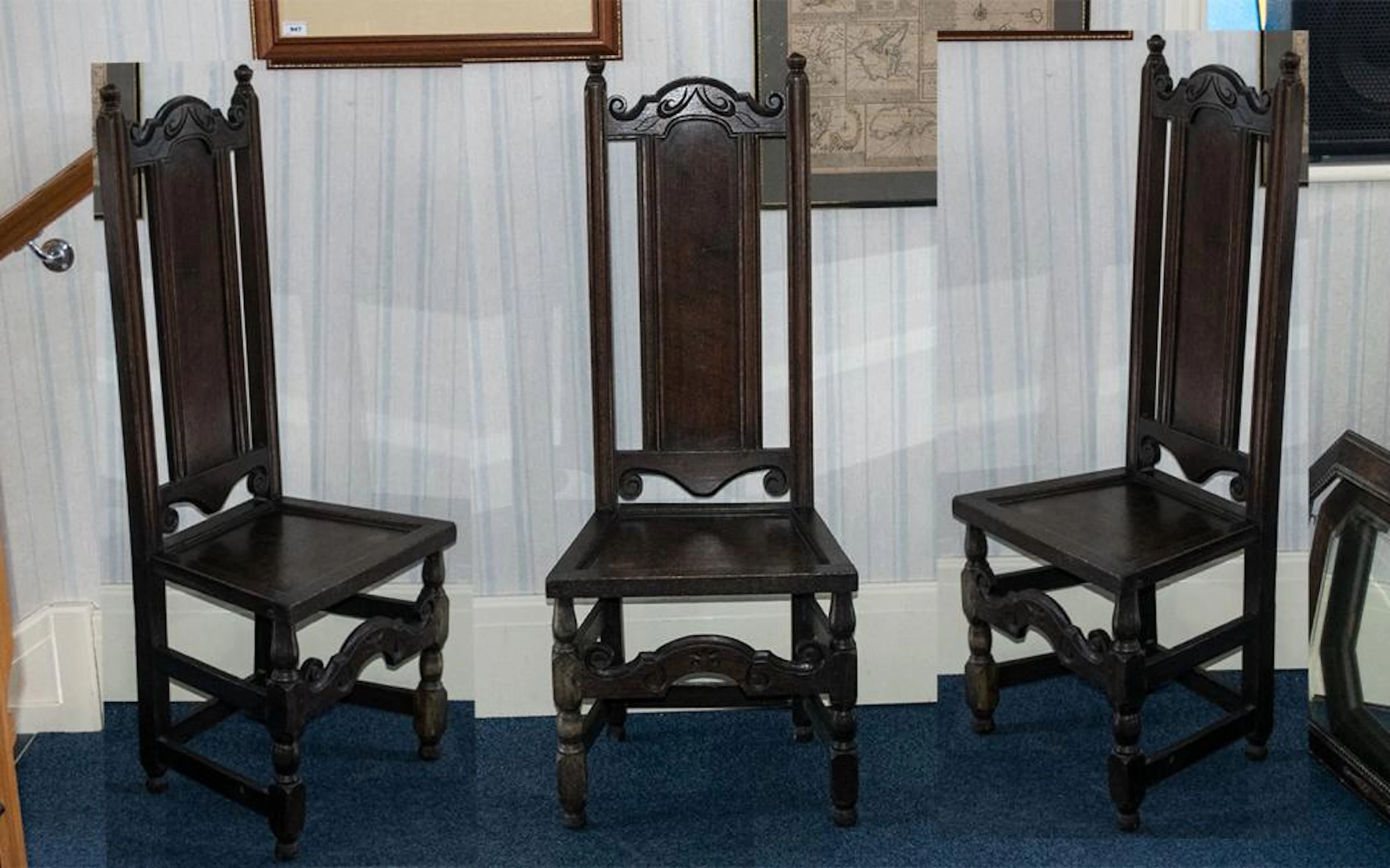 English 19th Century - Carved Oak Hall Chair with Carved and Shaped Top Rai