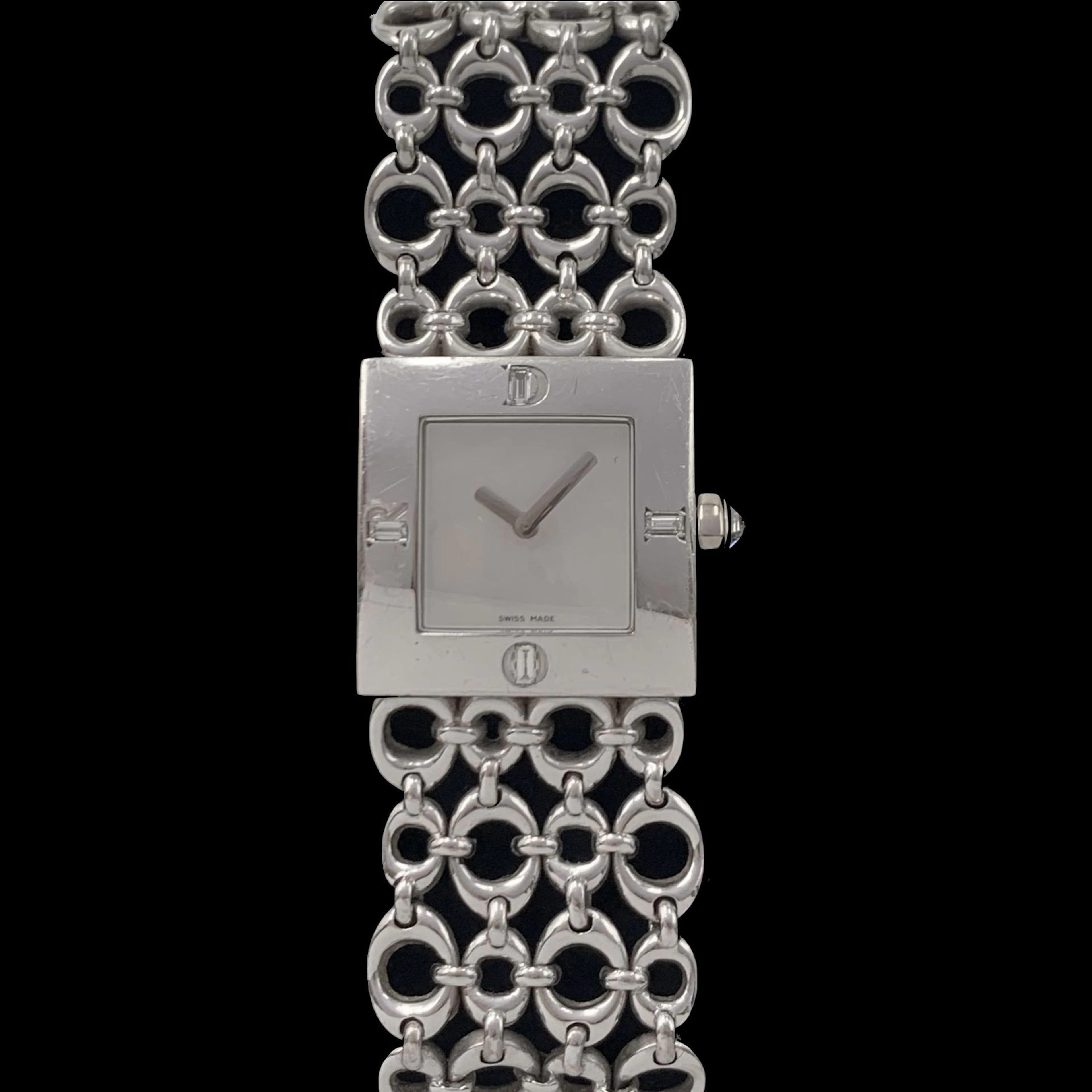 DIOR BRACELET MONTRE carrée de dame en or..
