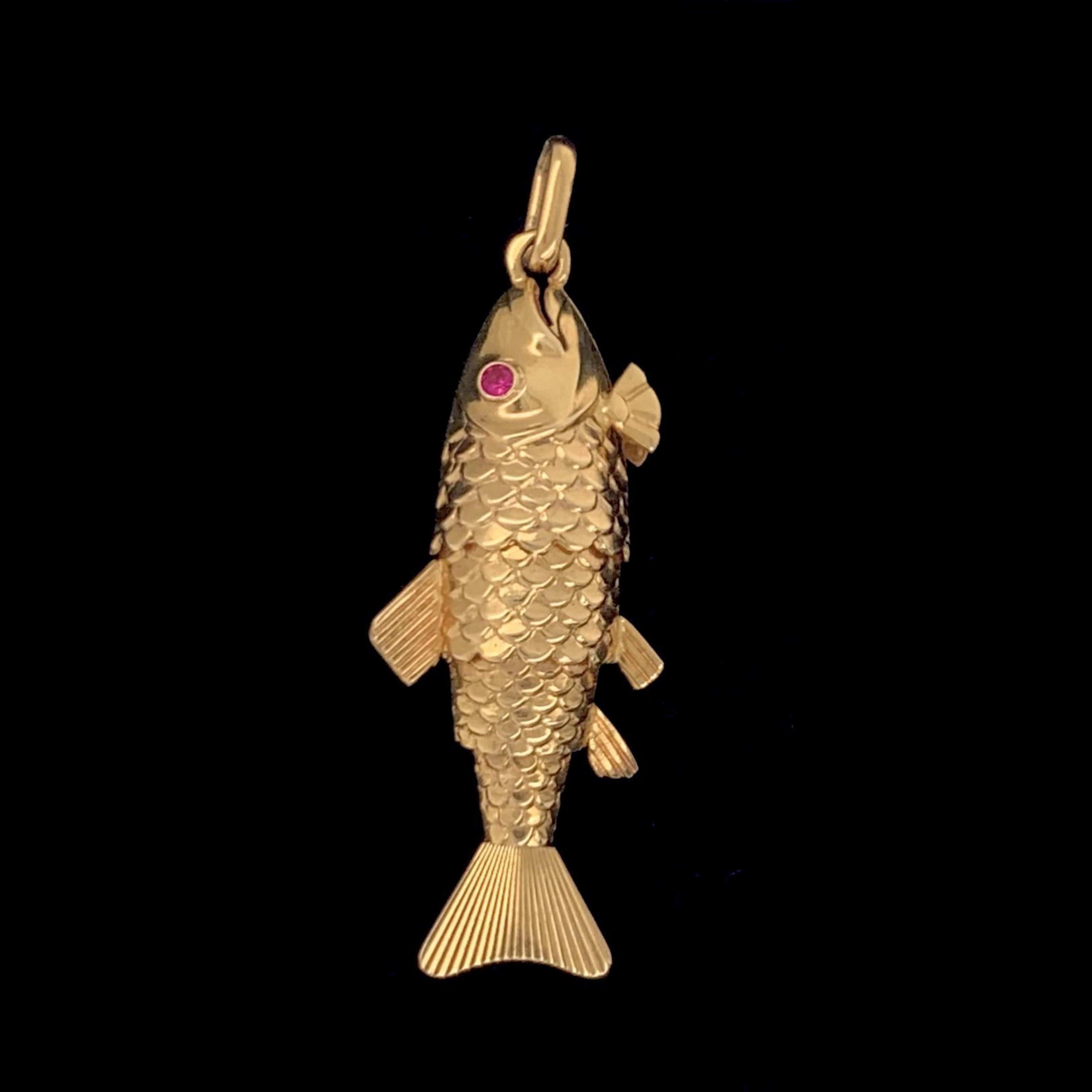 PENDENTIF " poisson " en or jaune (750‰)..