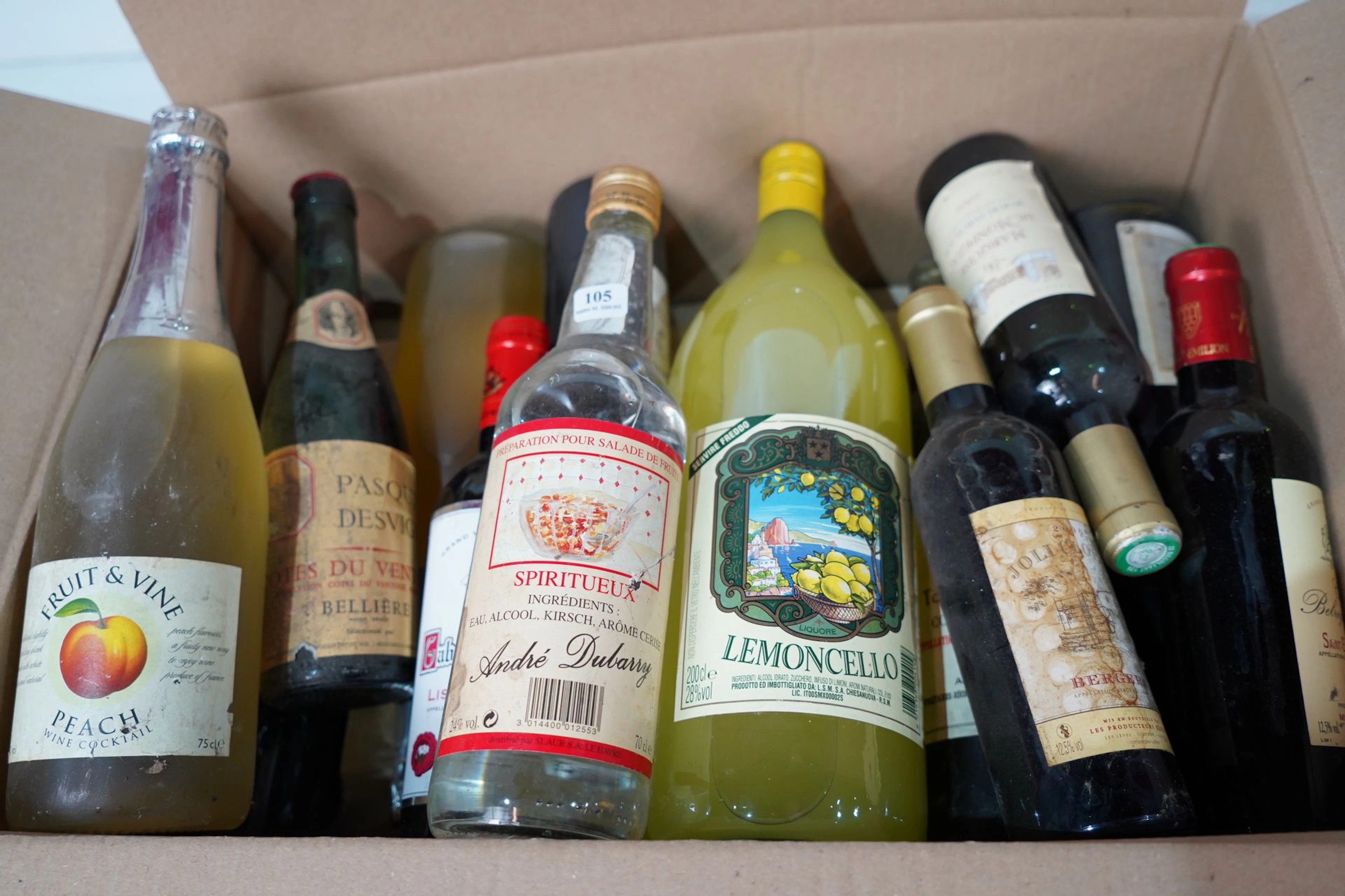 105- 15 flacons ''surprise'' : demi vins... - Lot 105 - Siboni