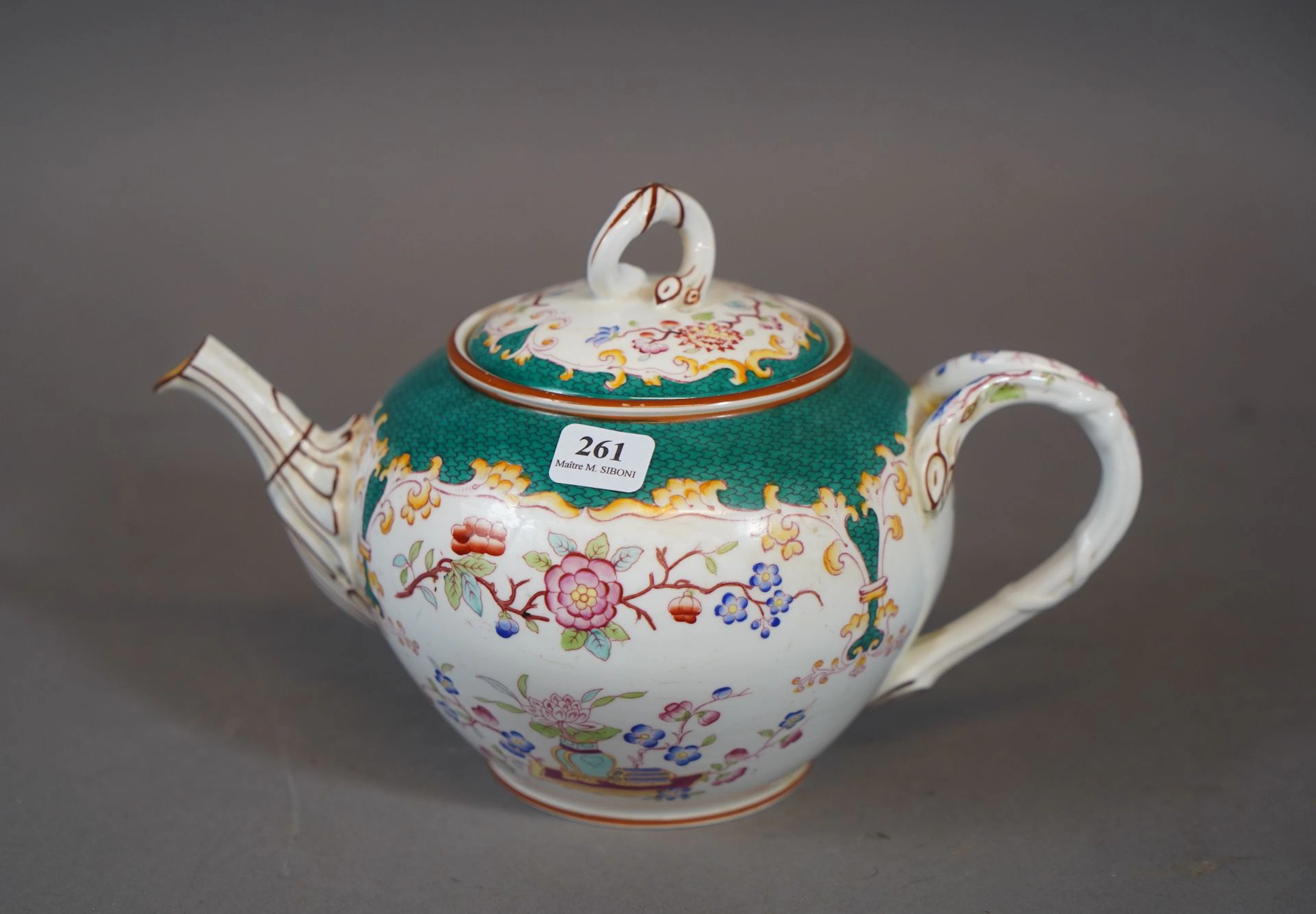 261- Dans le goût de MINTON Théière à fond... - Lot 261 - Siboni