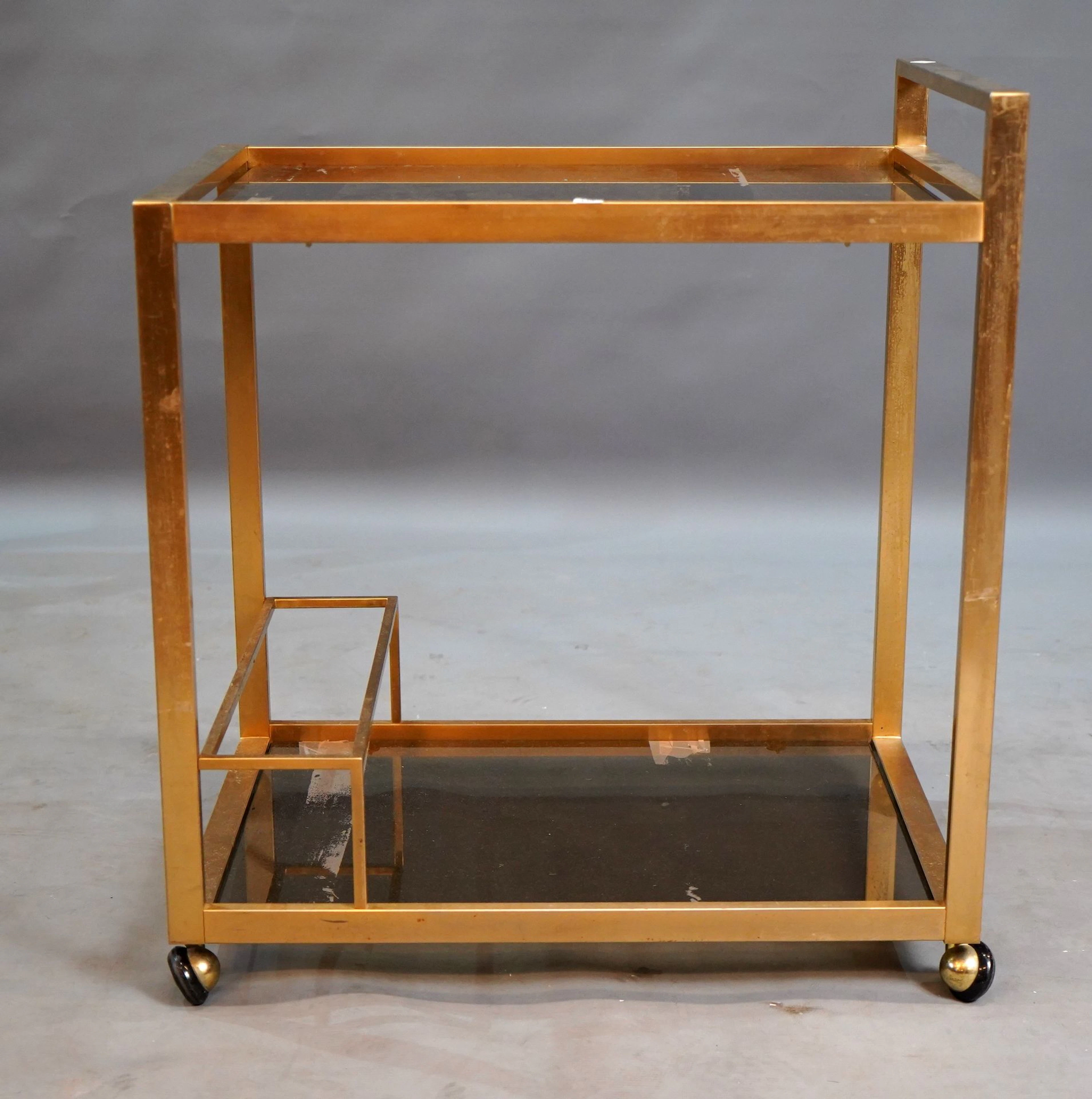 440- Table desserte roulante en métal doré... - Lot 440 - Siboni