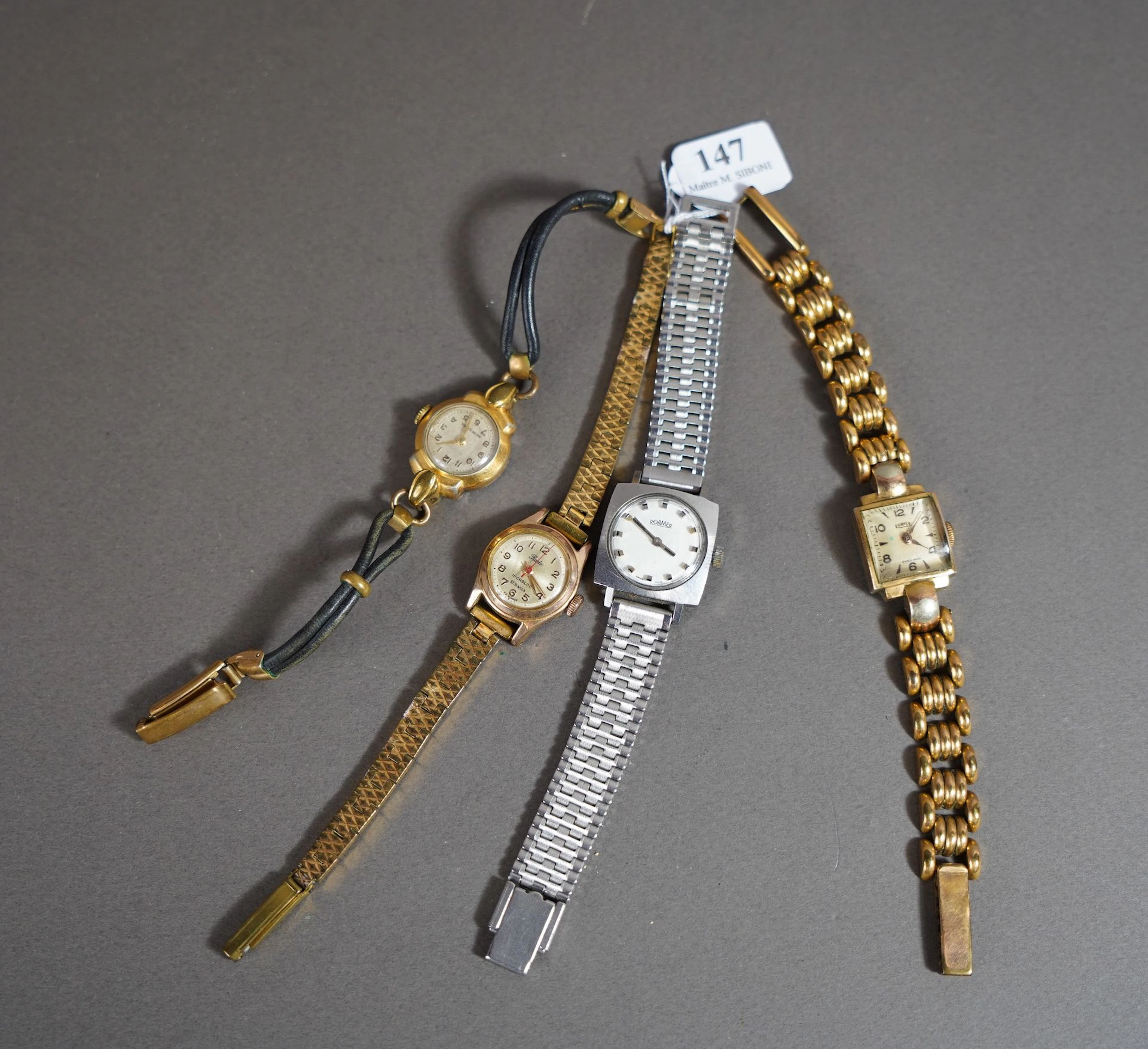 147- Lot de quatre montres de dame : Roamer,... - Lot 147 - Siboni